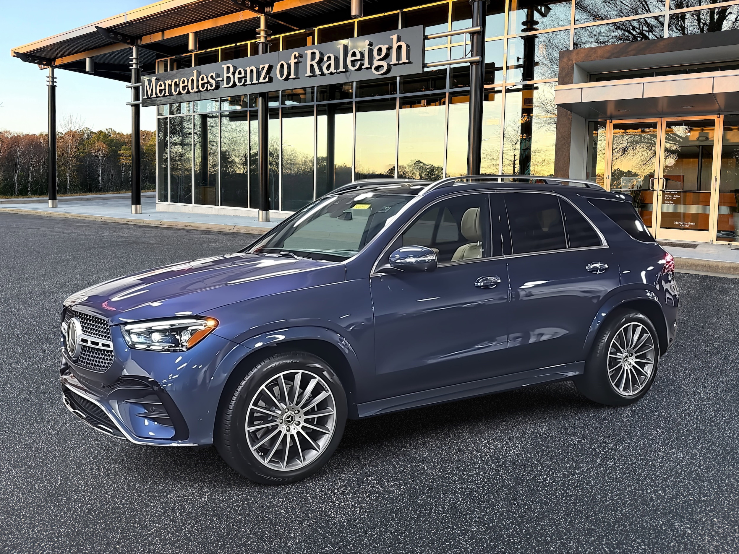 2026 Mercedes-Benz GLE GLE450's photo