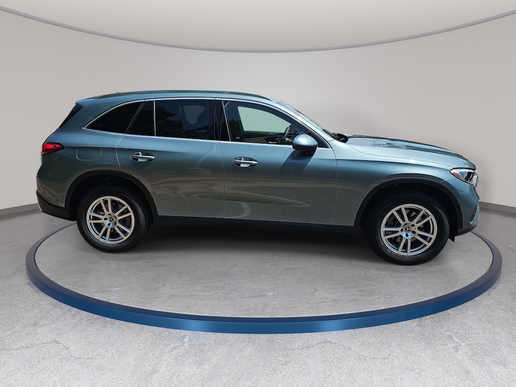 New 2026 Mercedes-Benz GLC 300 SUV