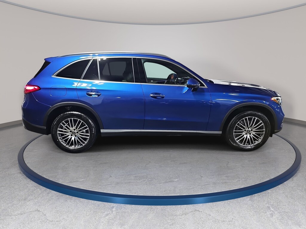 New 2026 Mercedes-Benz GLC 300 SUV
