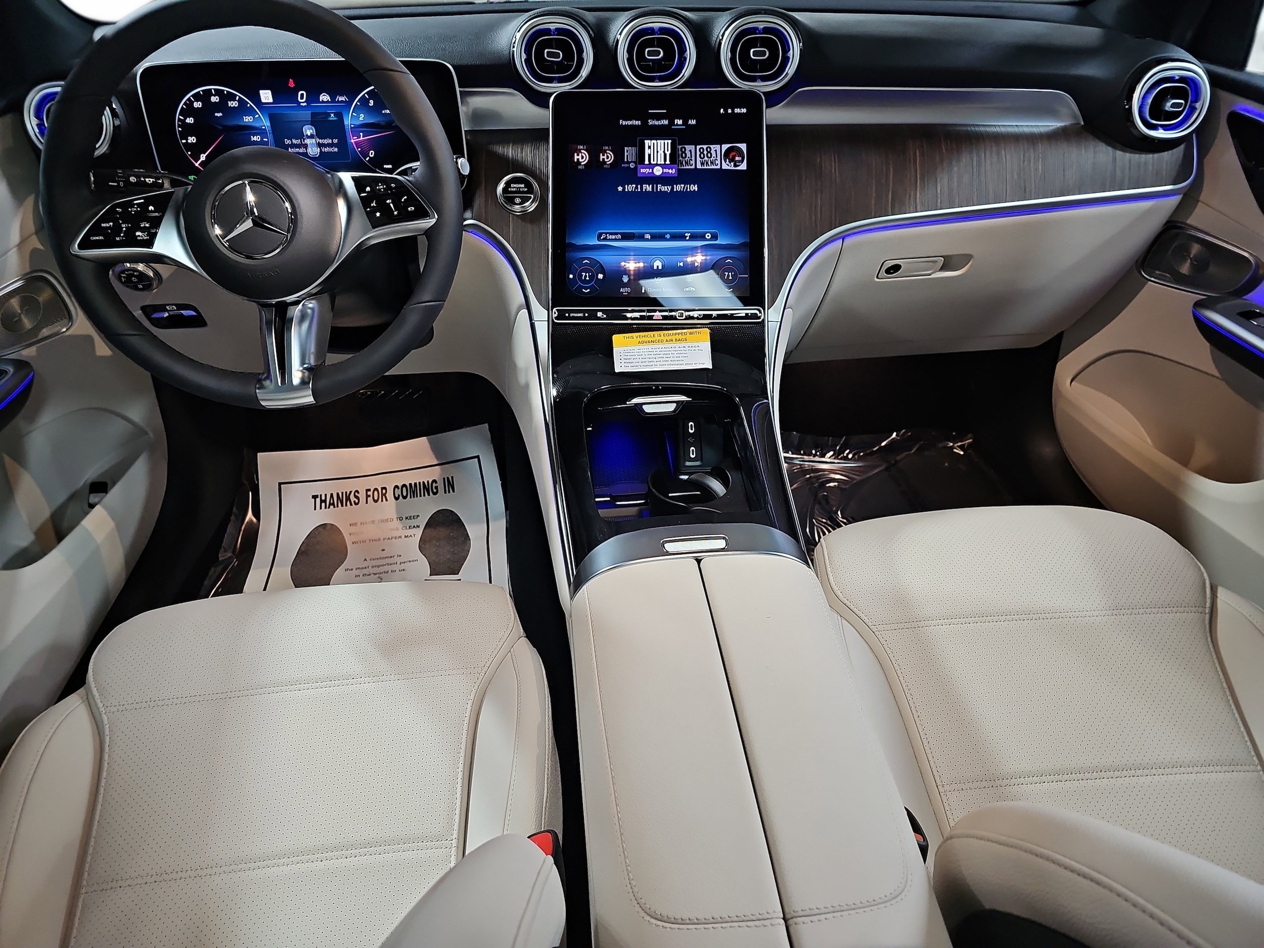 2026 Mercedes-Benz GLC Base - Photo 9