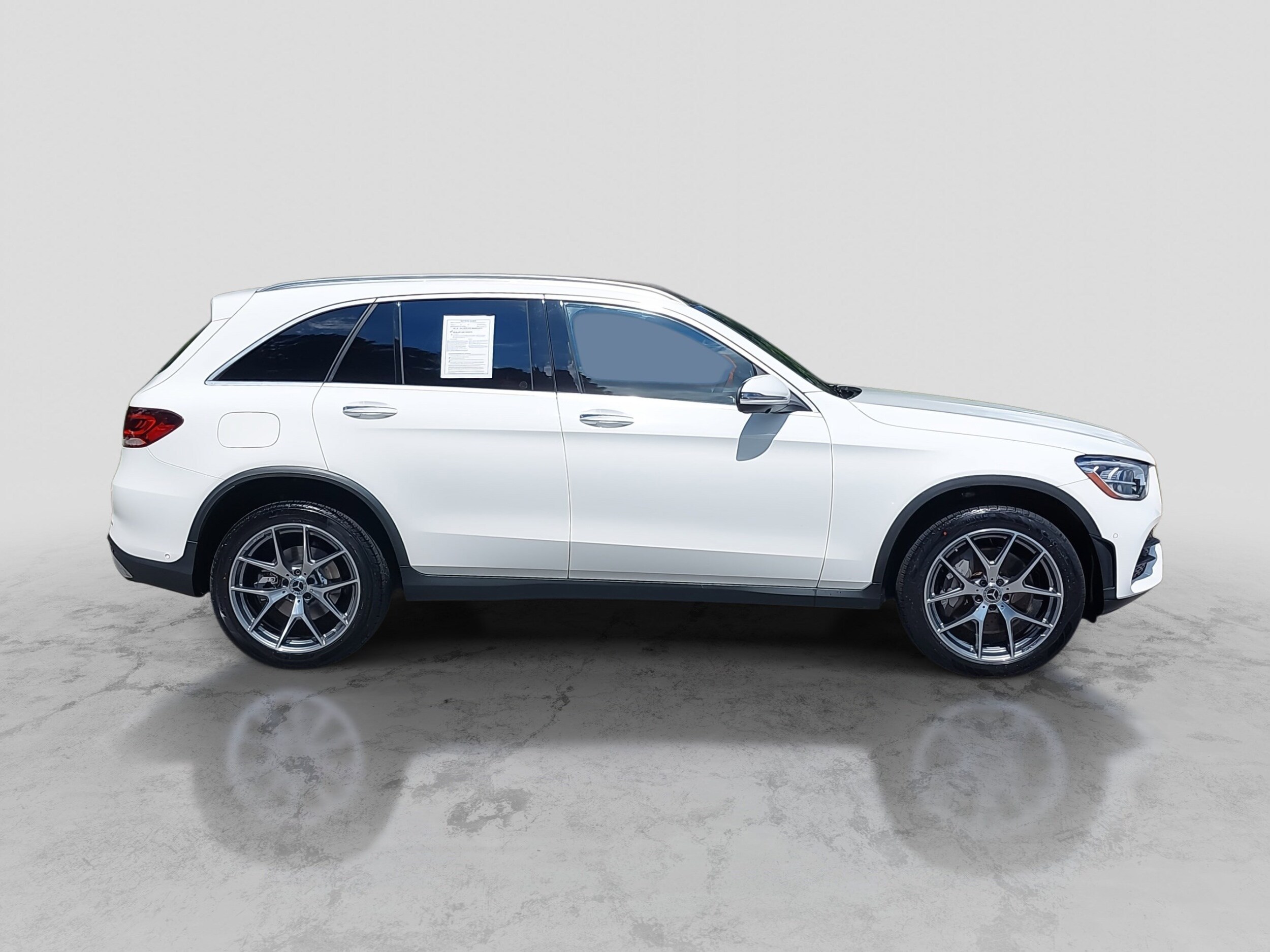 2020 Mercedes Benz GLC 300 photo 4