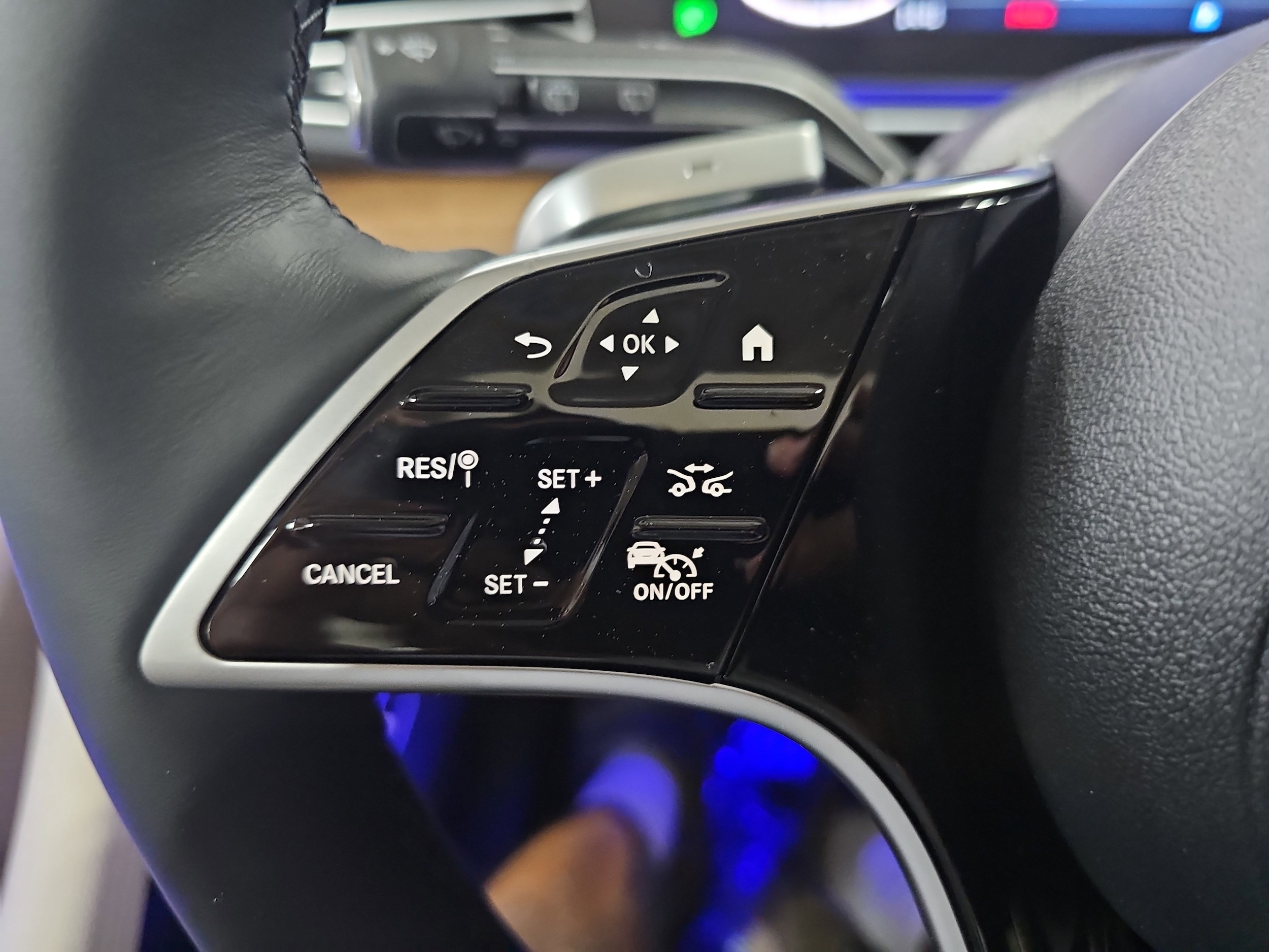 2026 Mercedes-Benz GLS Base - Photo 17