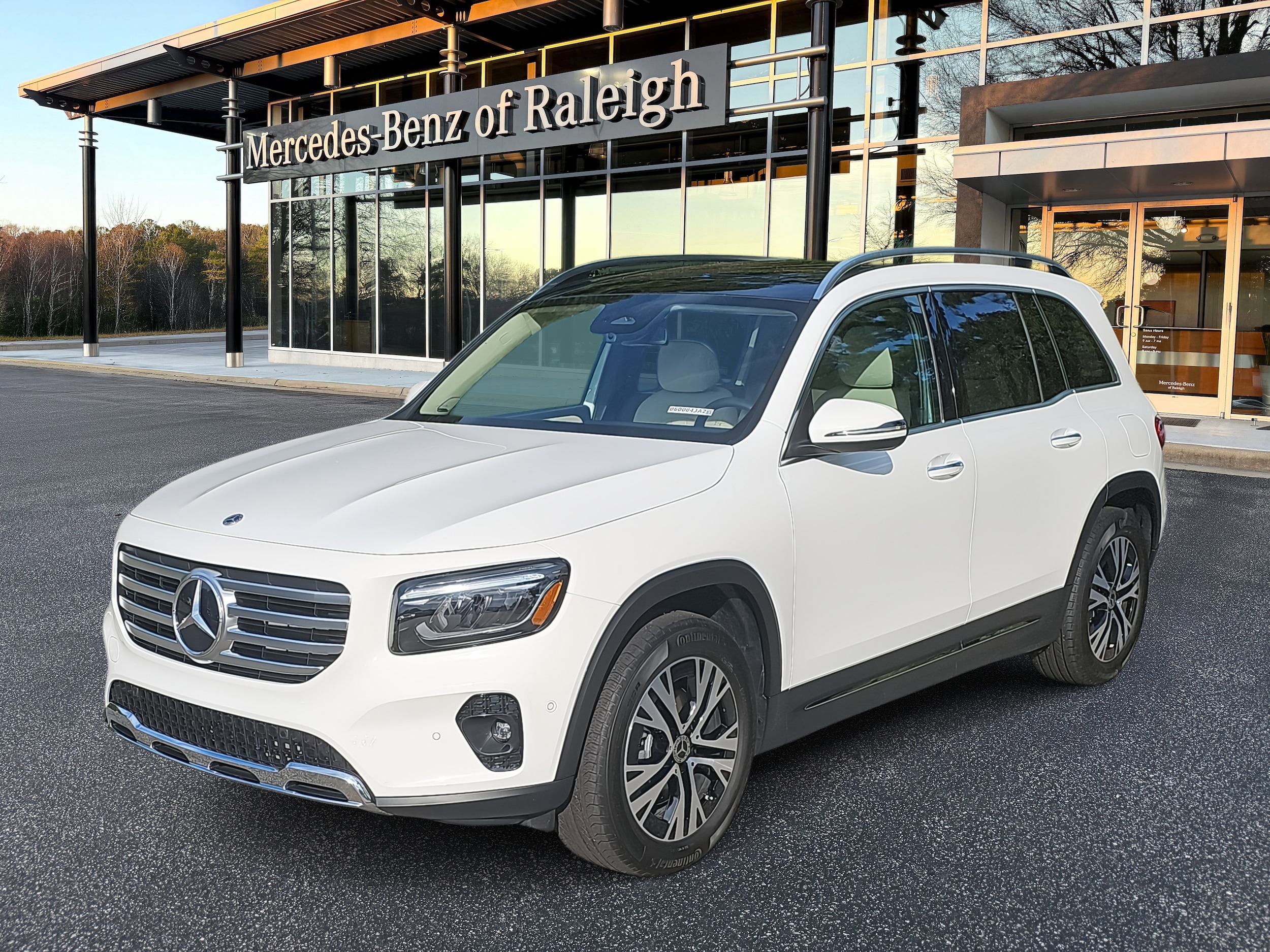 2025 Mercedes-Benz GLB 250 4MATIC®