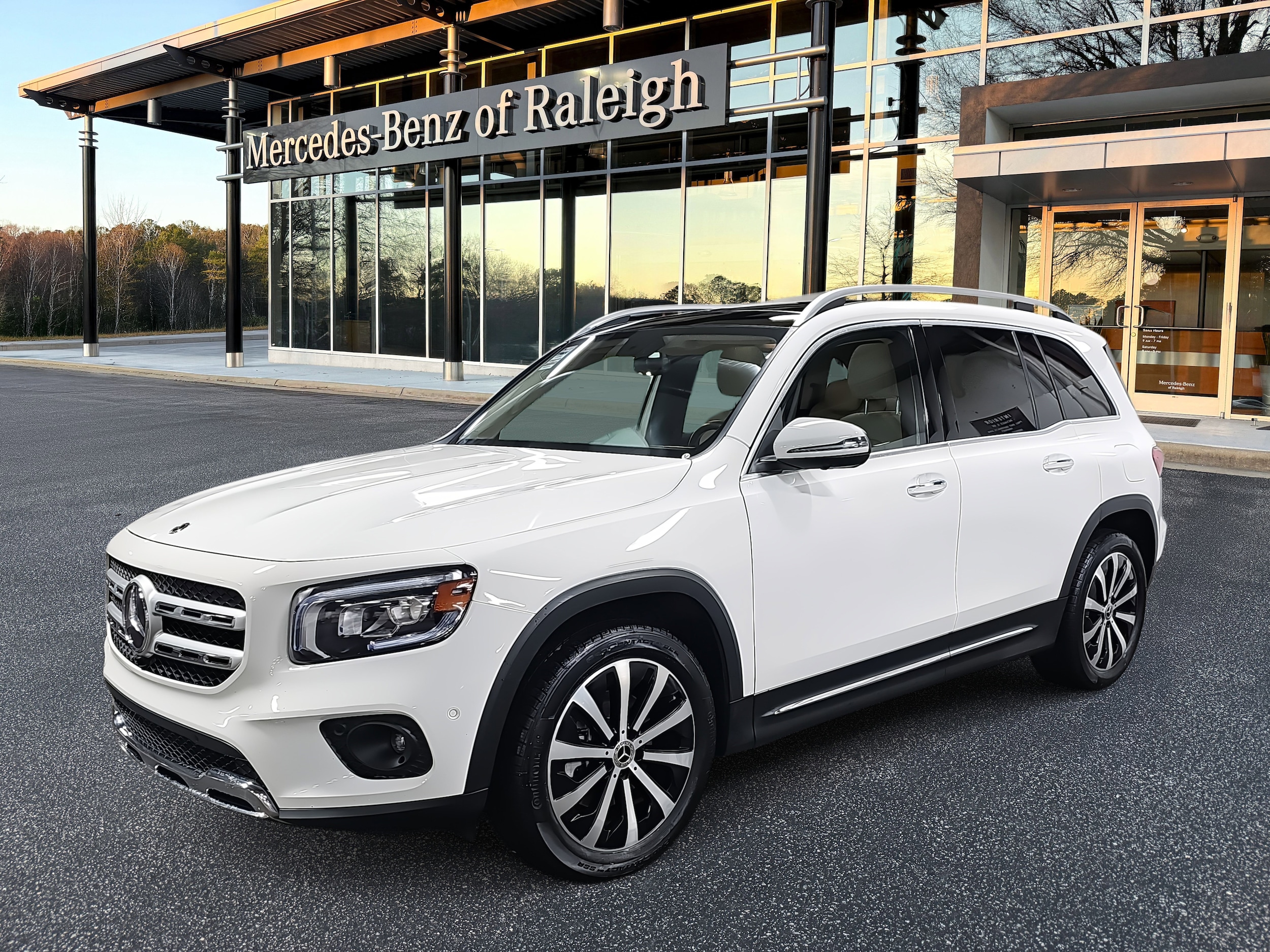 2020 Mercedes-Benz GLB Base