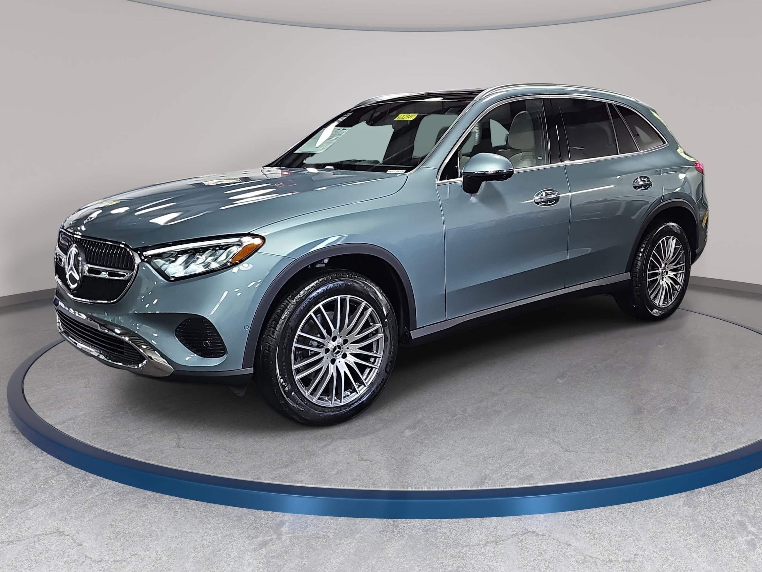 2026 Mercedes-Benz GLC