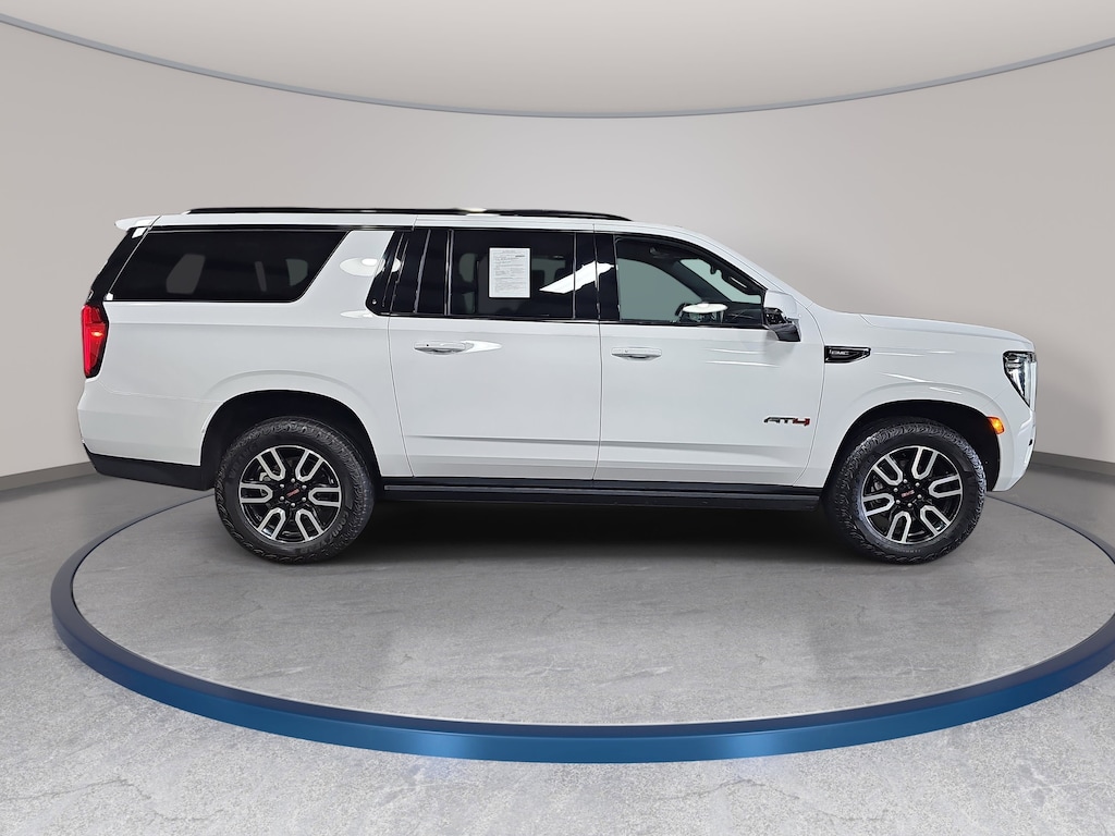 Used 2024 GMC Yukon XL AT4 4WD AT4