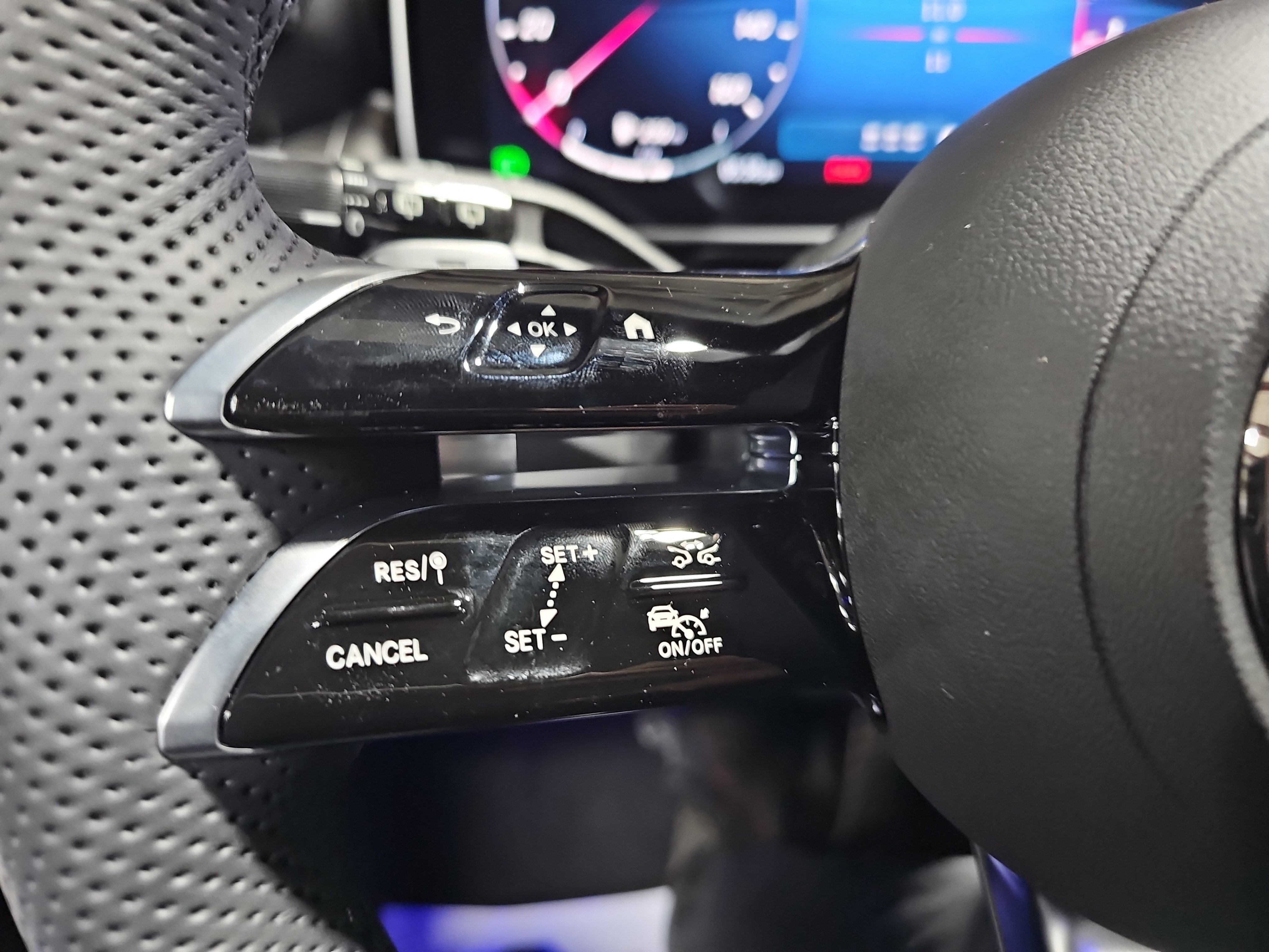 2026 Mercedes-Benz GLC Base - Photo 18