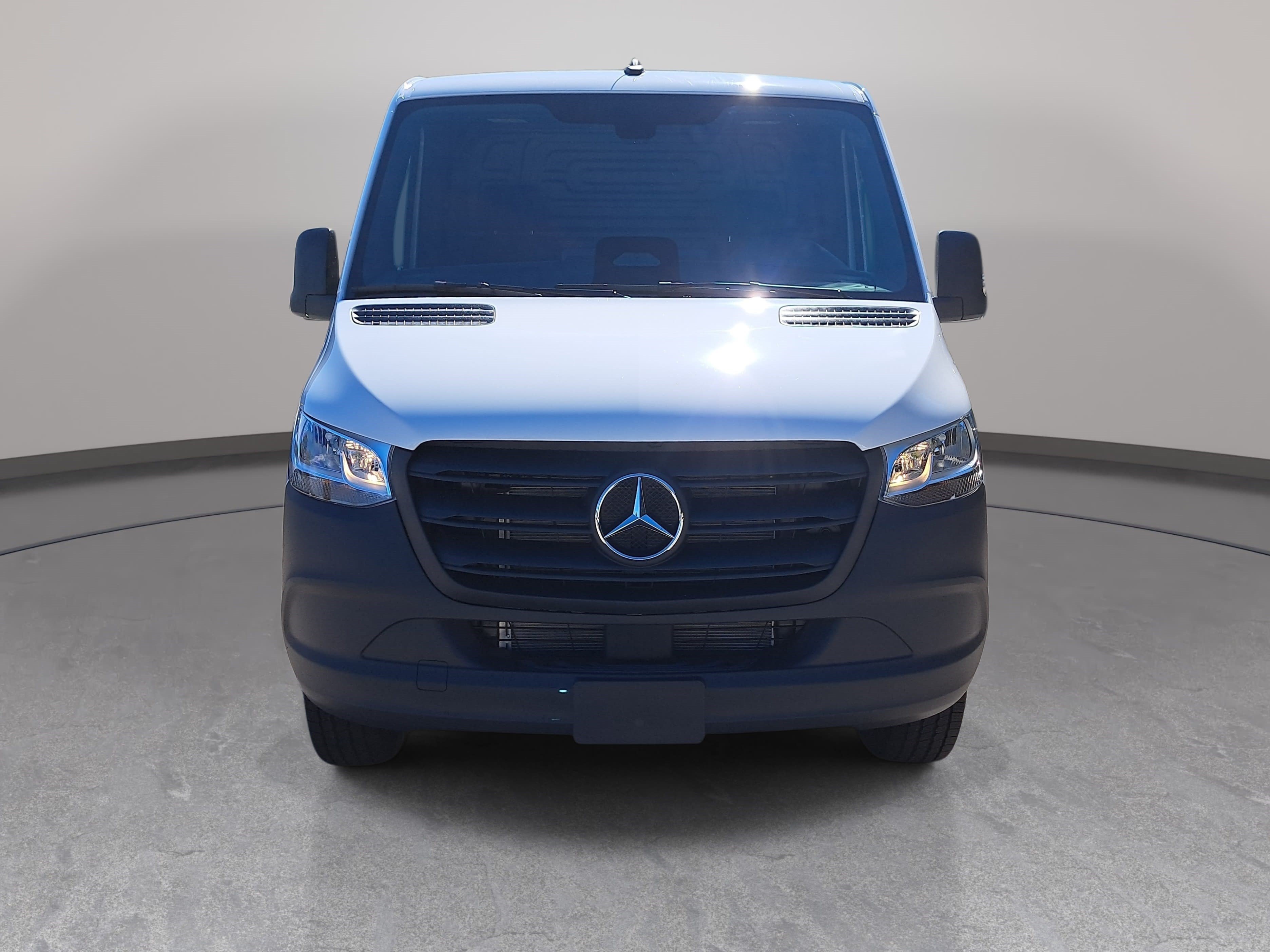 New 2027 Mercedes-Benz Sprinter 2500 Standard Roof 4-Cyl Diesel