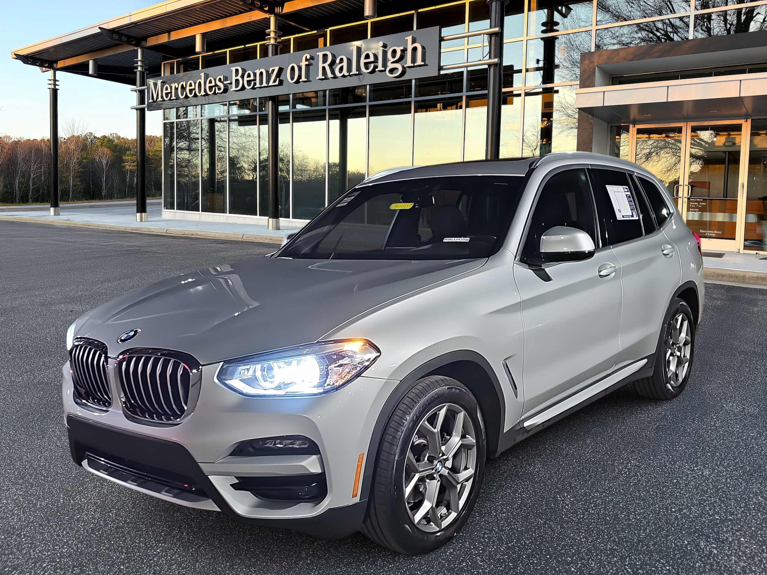 2021 BMW X3 30i's photo