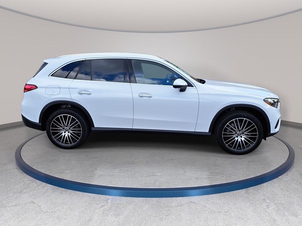 New 2026 Mercedes-Benz GLC 300 SUV