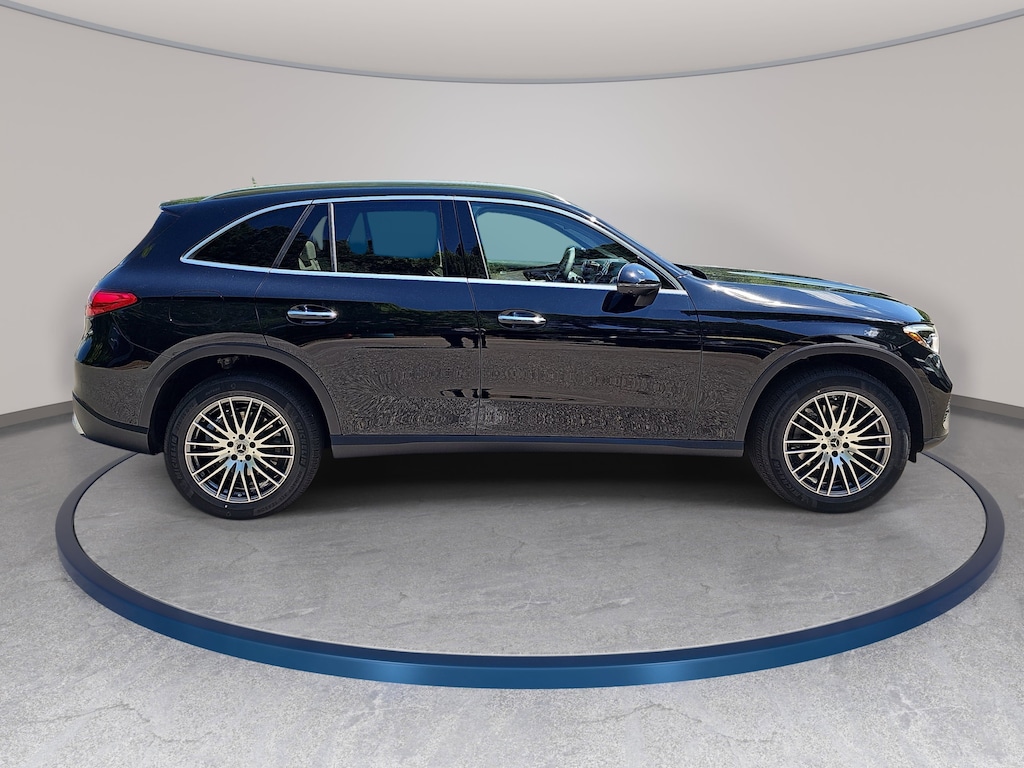 New 2026 Mercedes-Benz GLC 300 4MATIC SUV