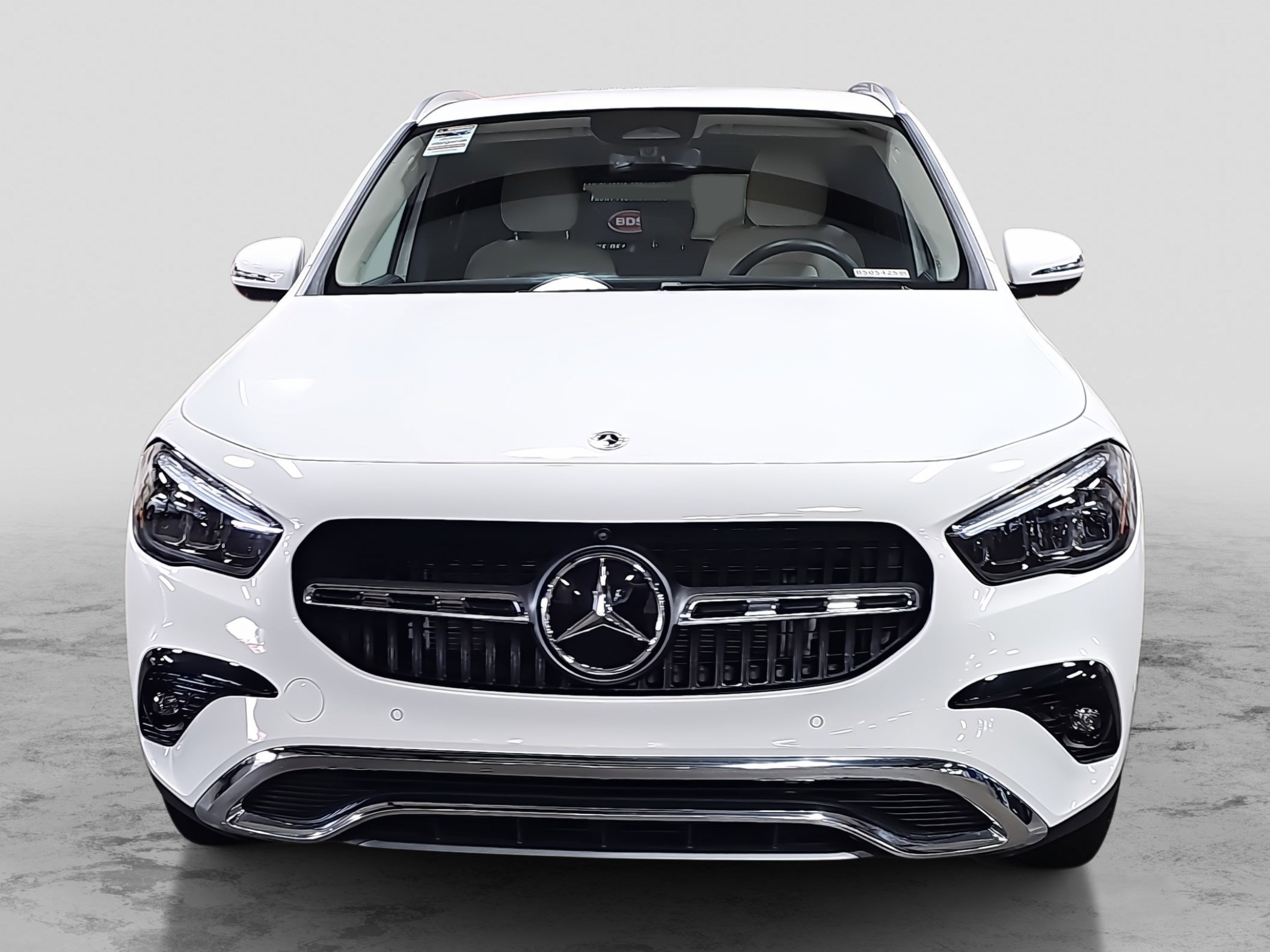 2025 Mercedes Benz GLA 250 4MATIC photo 2