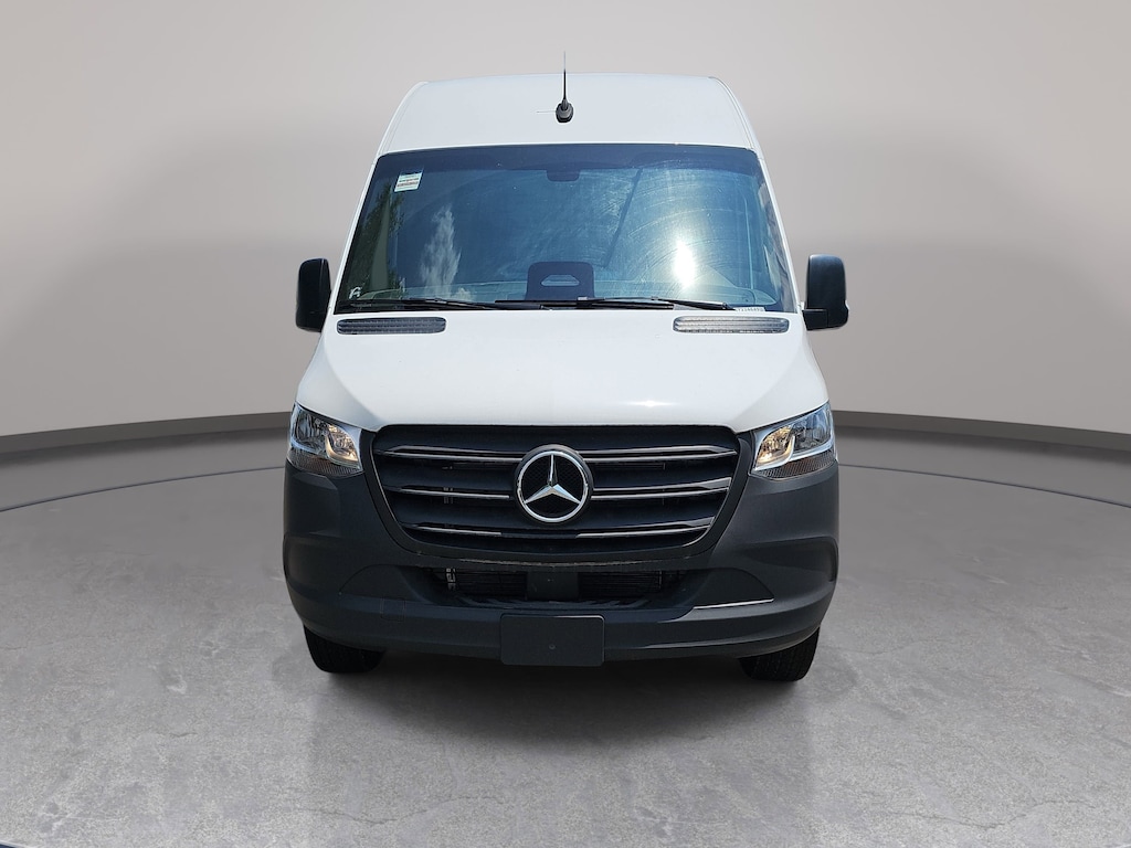 New 2025 Mercedes-Benz Sprinter 2500 Standard Roof 4-Cyl Diesel Van Cargo Van