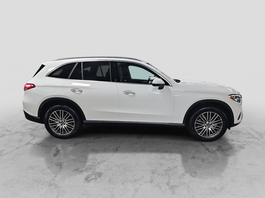 New 2026 Mercedes-Benz GLC 300  SUV