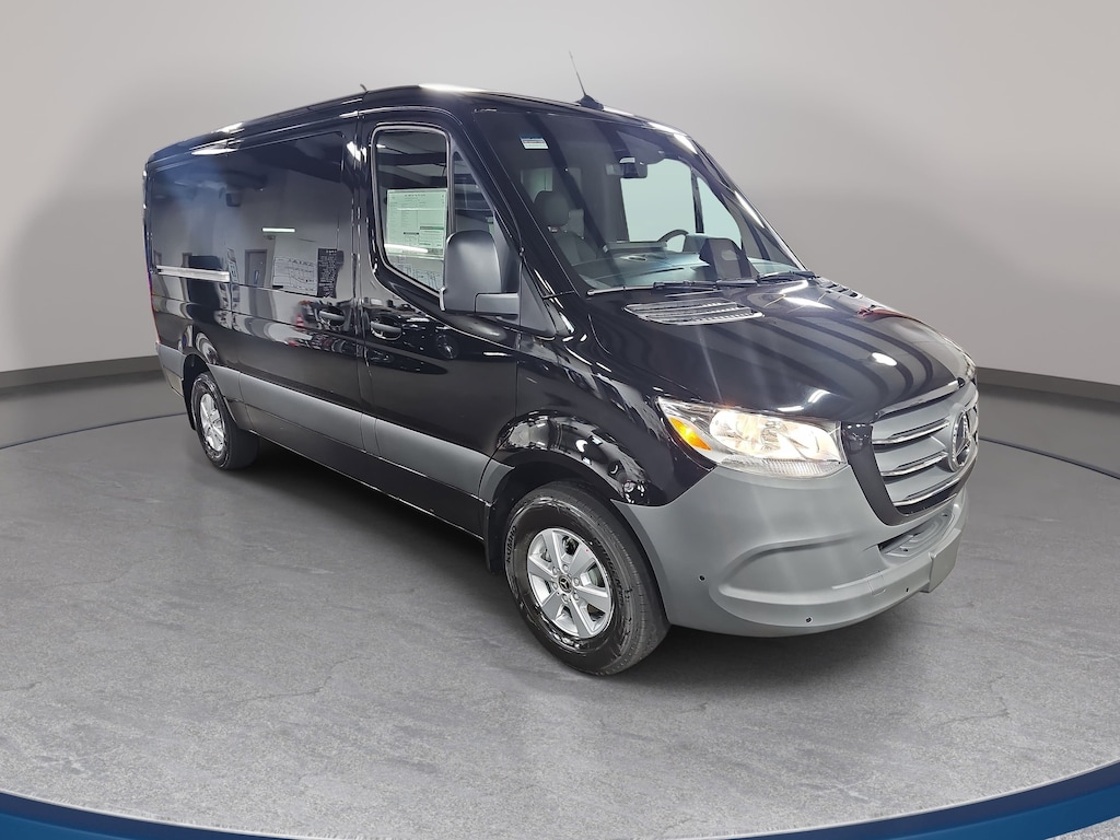 New 2026 Mercedes-Benz Sprinter 2500 Standard Roof 4-Cyl Diesel