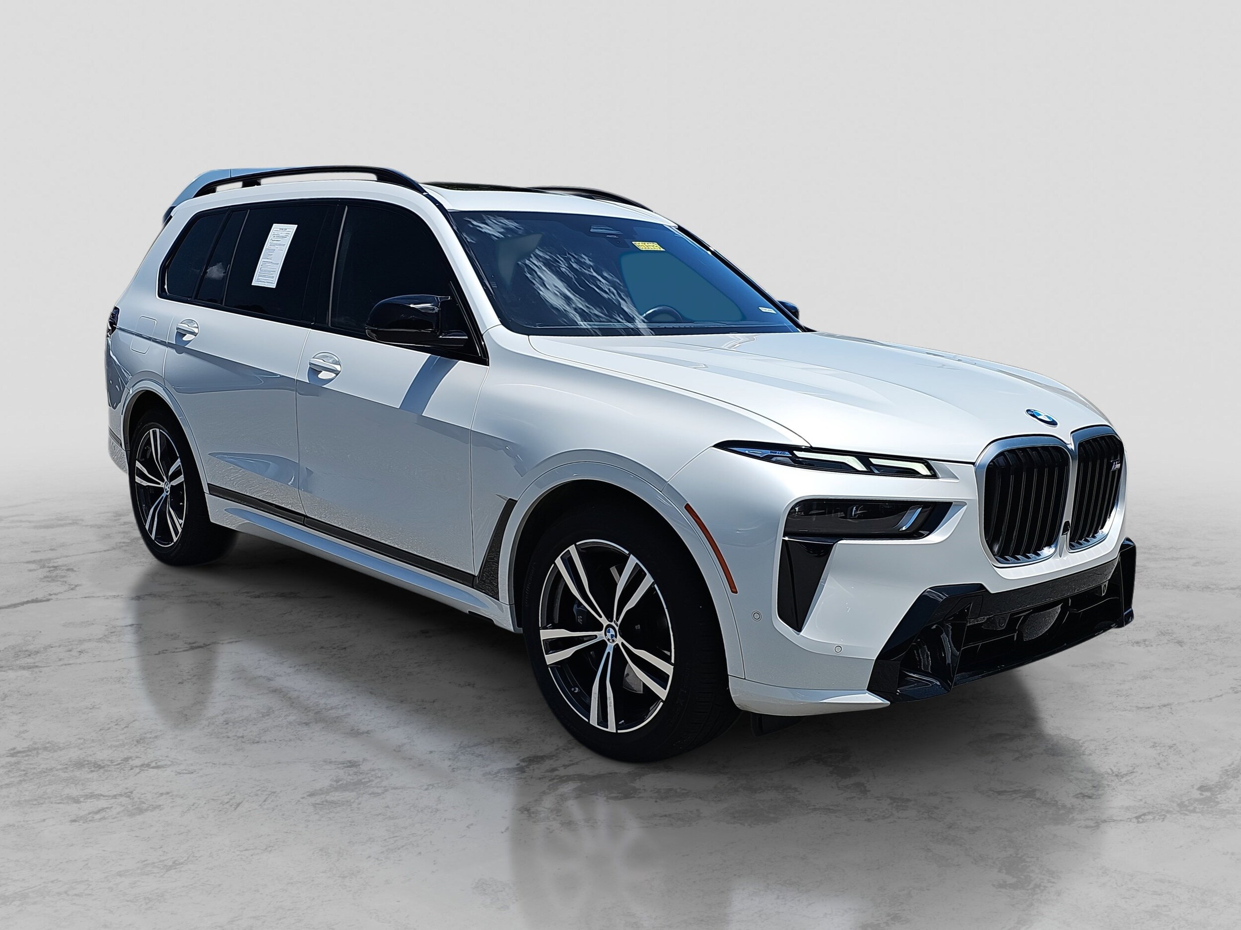 2025 Bmw X7 M60i photo 3