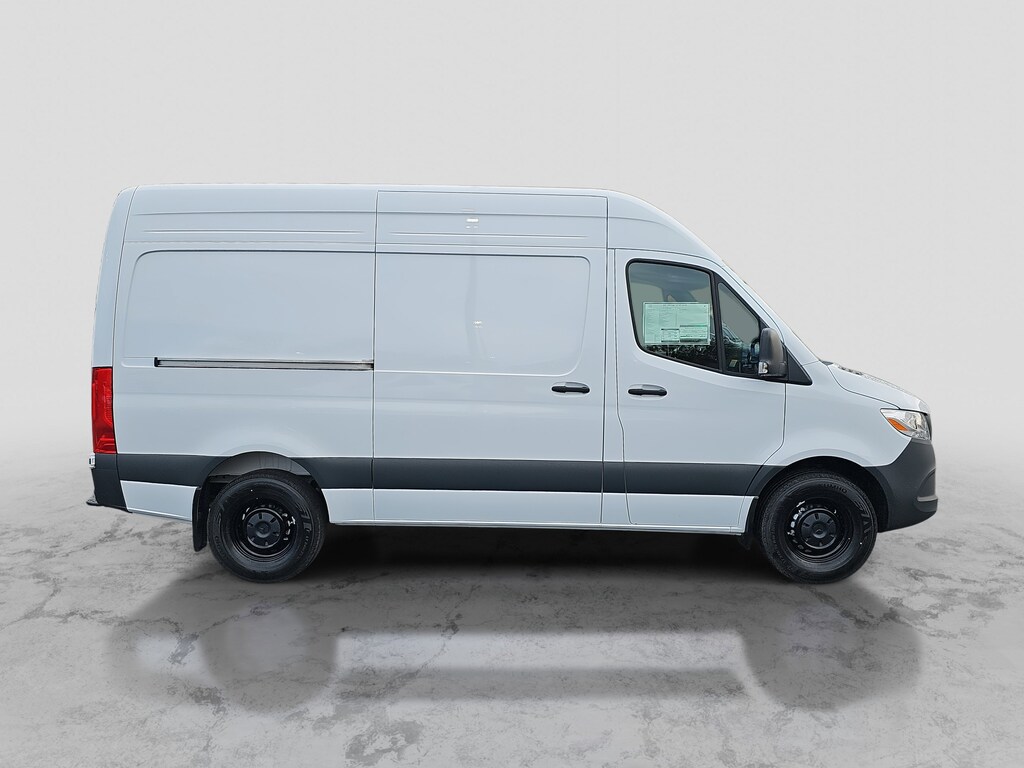 New 2025 Mercedes-Benz Sprinter 2500 Standard Roof 4-Cyl Diesel HO Van Cargo Van