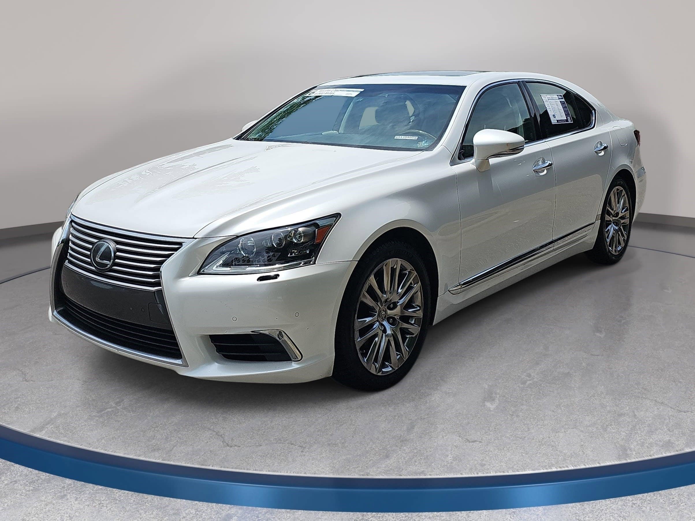 2016 Lexus LS 500 460's photo