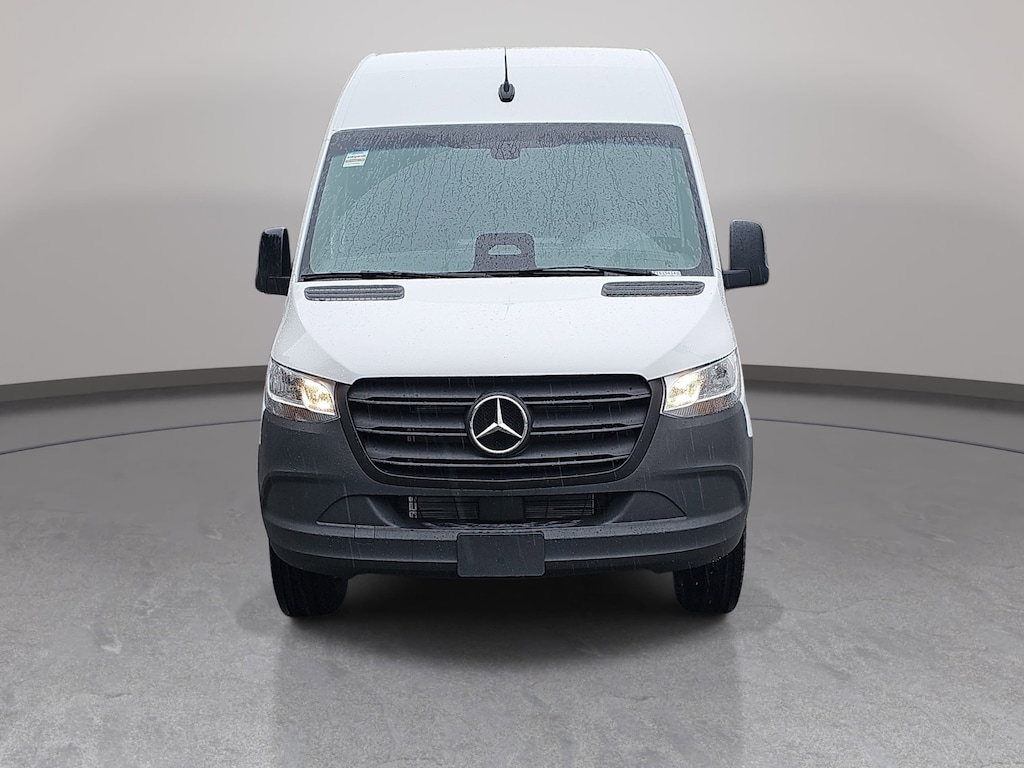 New 2026 Mercedes-Benz Sprinter 2500 Standard Roof 4-Cyl Diesel
