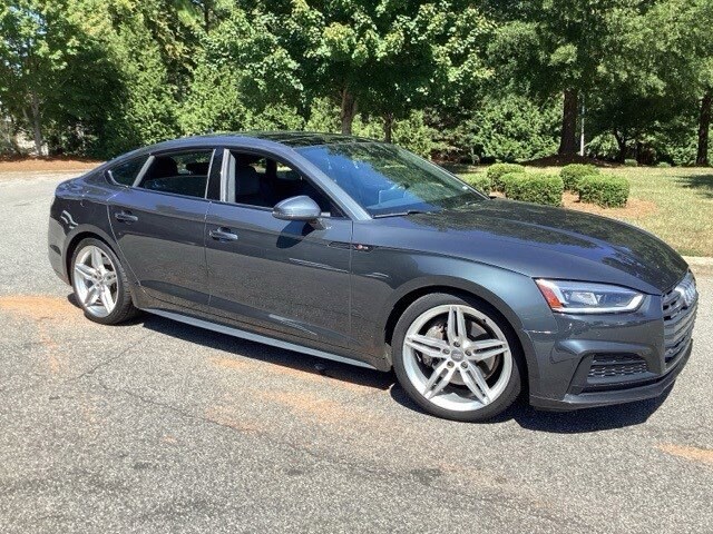 2019 Audi A5 Premium Plus 45 TFSI Quattro photo 2