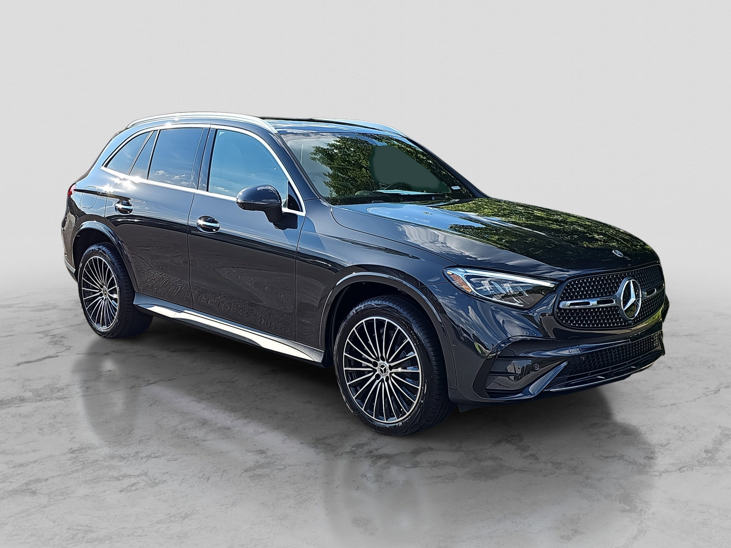 2026 Mercedes Benz GLC 300 4MATIC photo 3