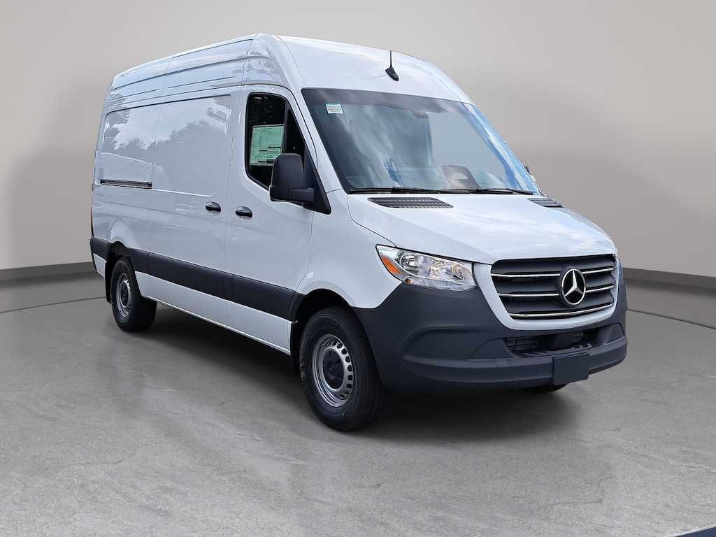 New 2026 Mercedes-Benz Sprinter 2500 Standard Roof 4-Cyl Diesel