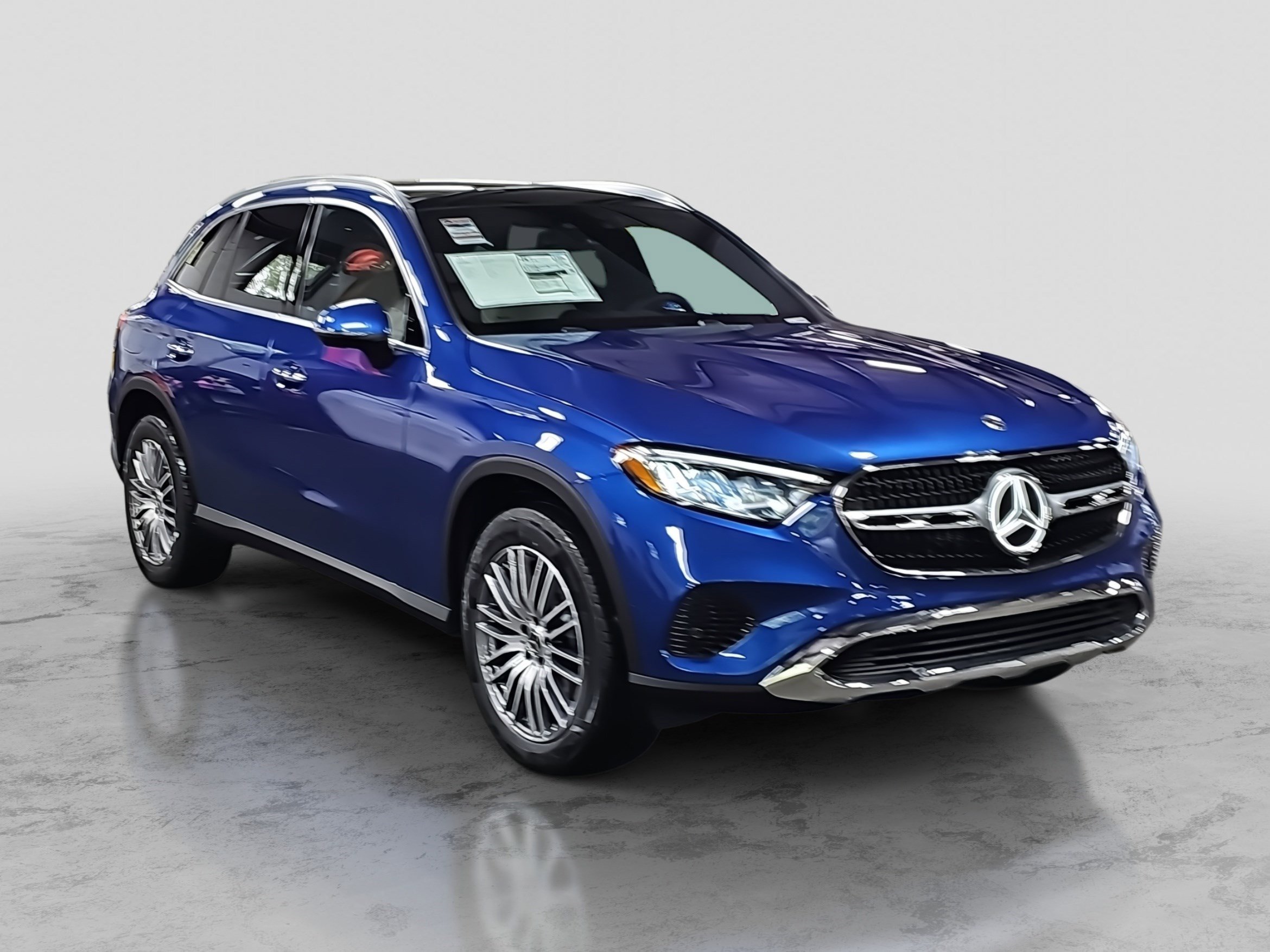 2026 Mercedes Benz GLC 300 4MATIC photo 2