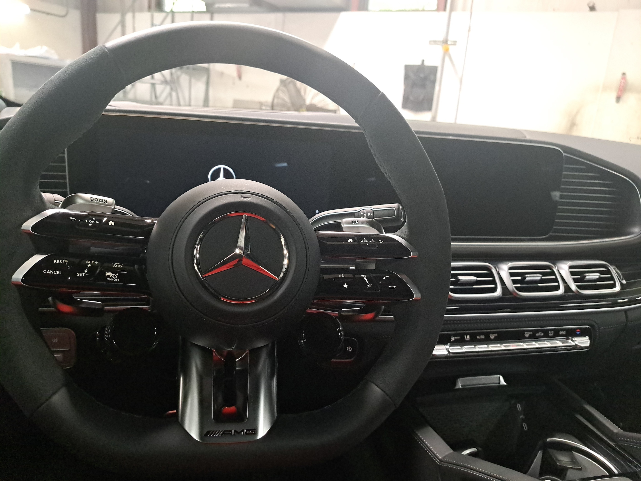 2026 Mercedes-Benz GLS AMG GLS 63 - Photo 17