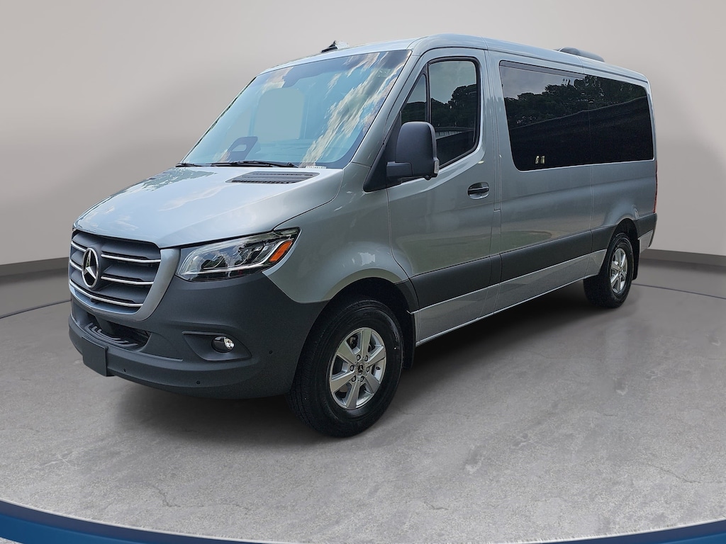 New 2026 Mercedes-Benz Sprinter 2500 Standard Roof 4-Cyl Diesel Van Passenger Van