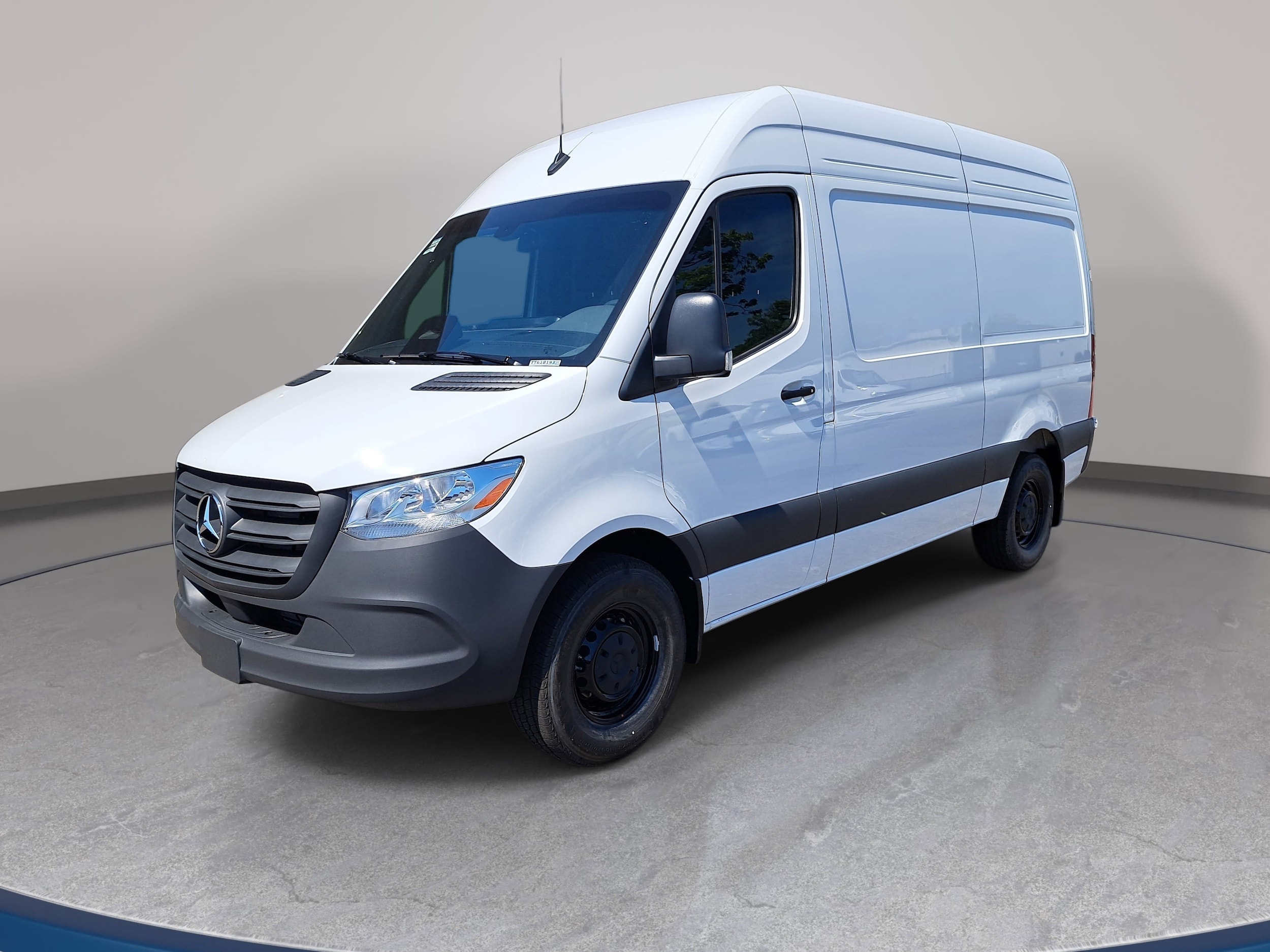 2026 Mercedes-Benz Sprinter 2500 144 WB's photo