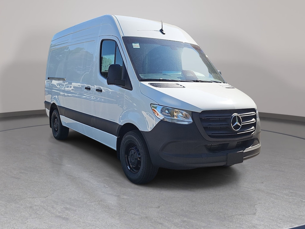 New 2026 Mercedes-Benz Sprinter 2500 Standard Roof 4-Cyl Diesel