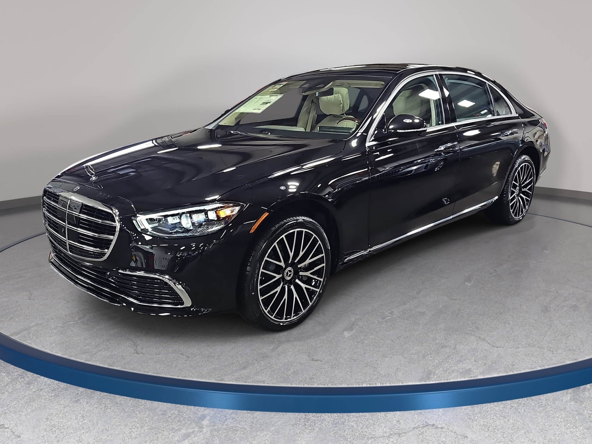 2026 Mercedes-Benz S-Class S 500 4MATIC's photo