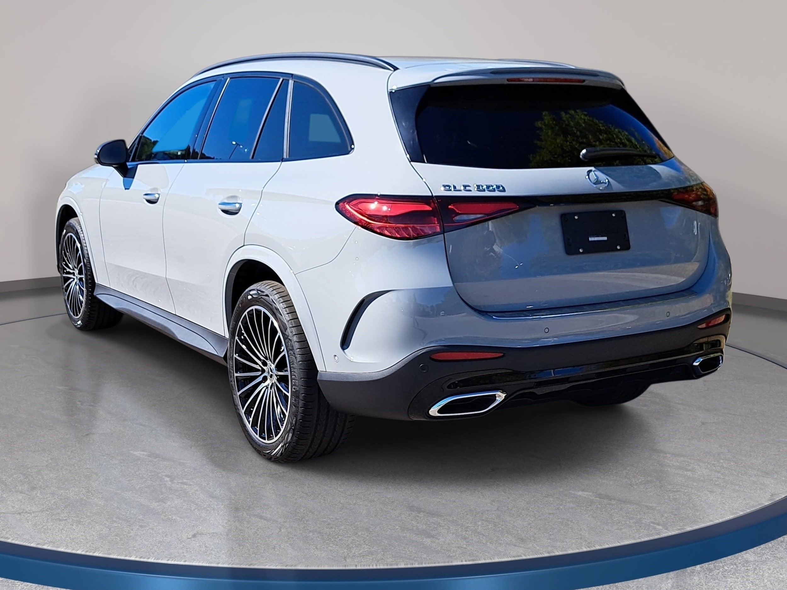 2026 Mercedes-Benz GLC Base - Photo 7