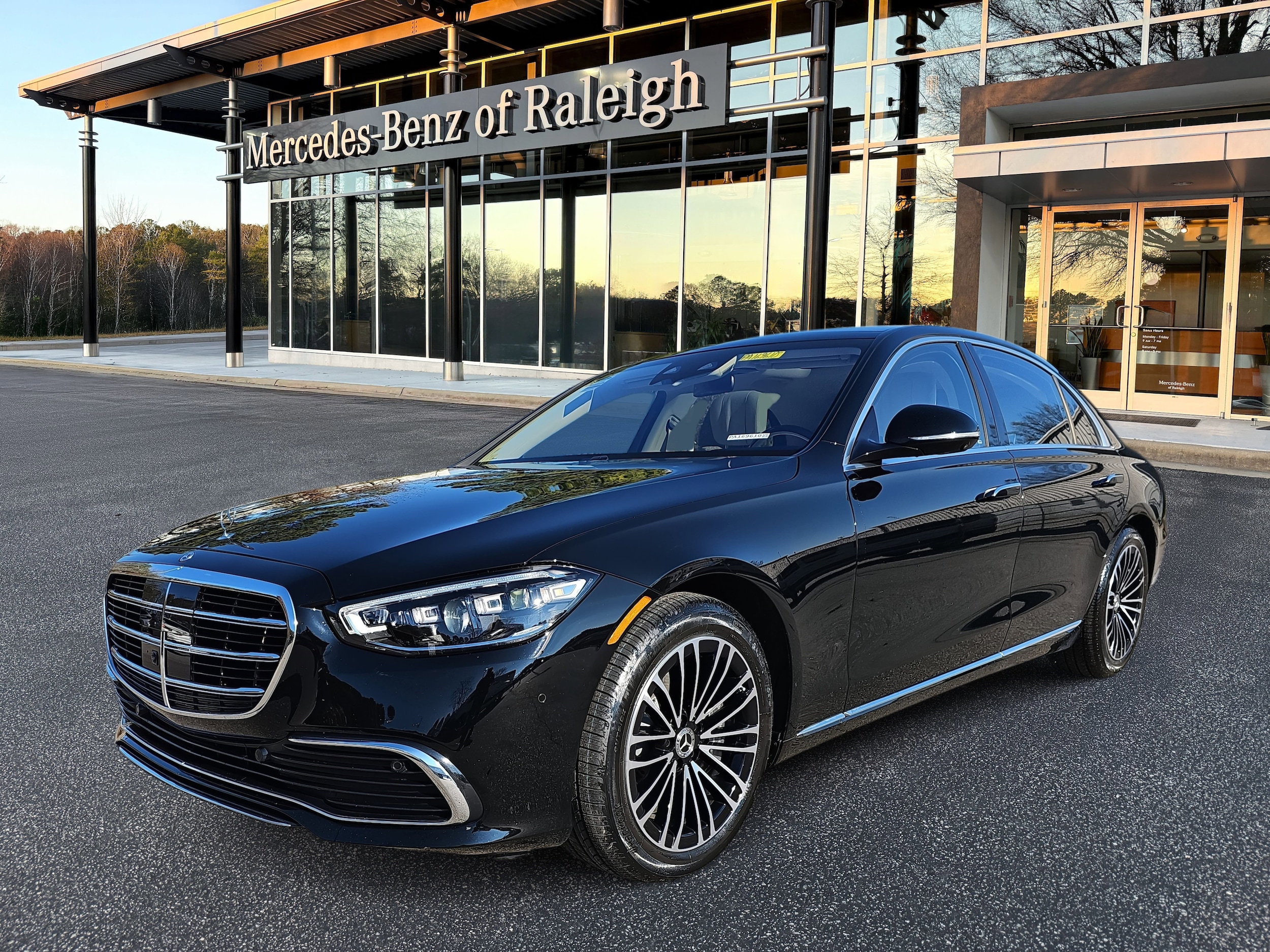 2023 Mercedes-Benz S-Class S 500's photo