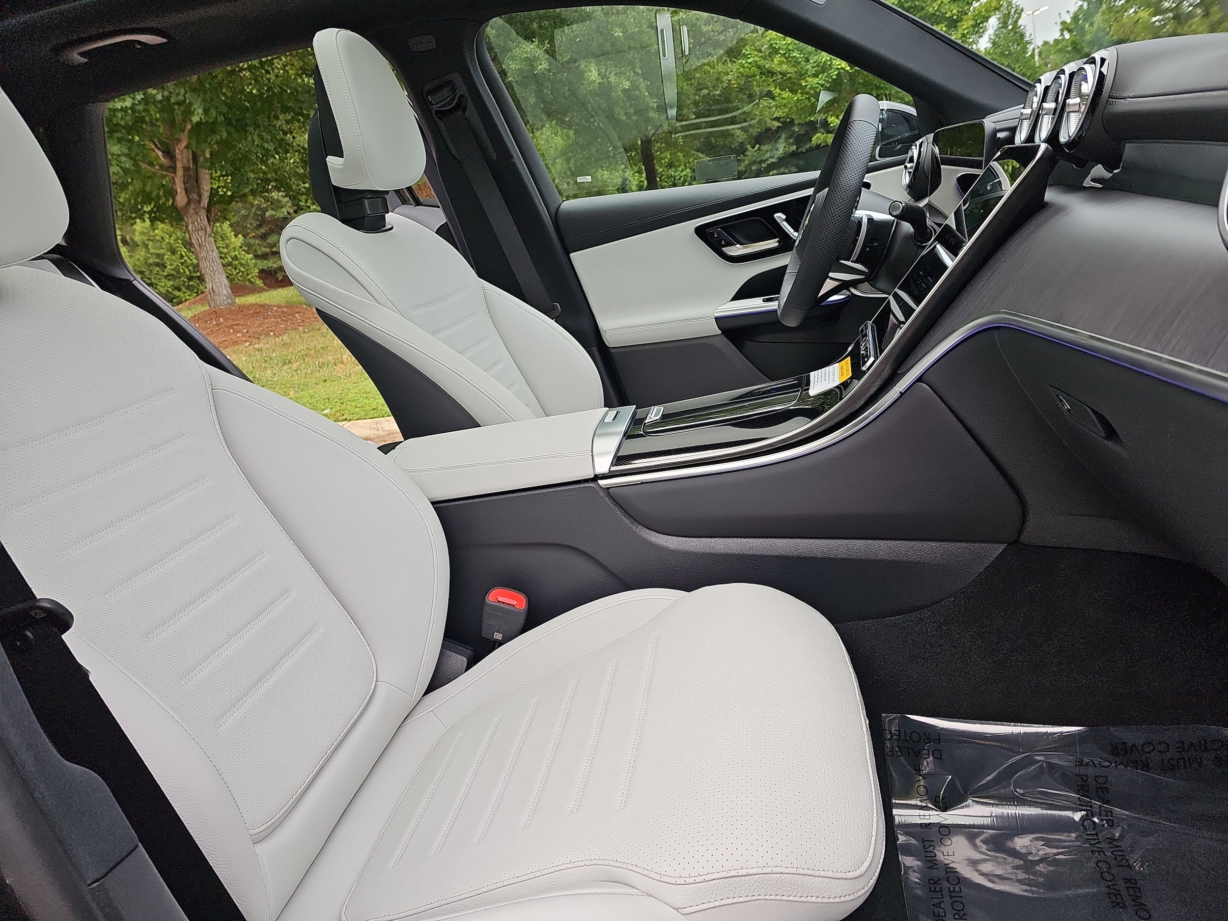 2026 Mercedes-Benz GLC Base - Photo 10