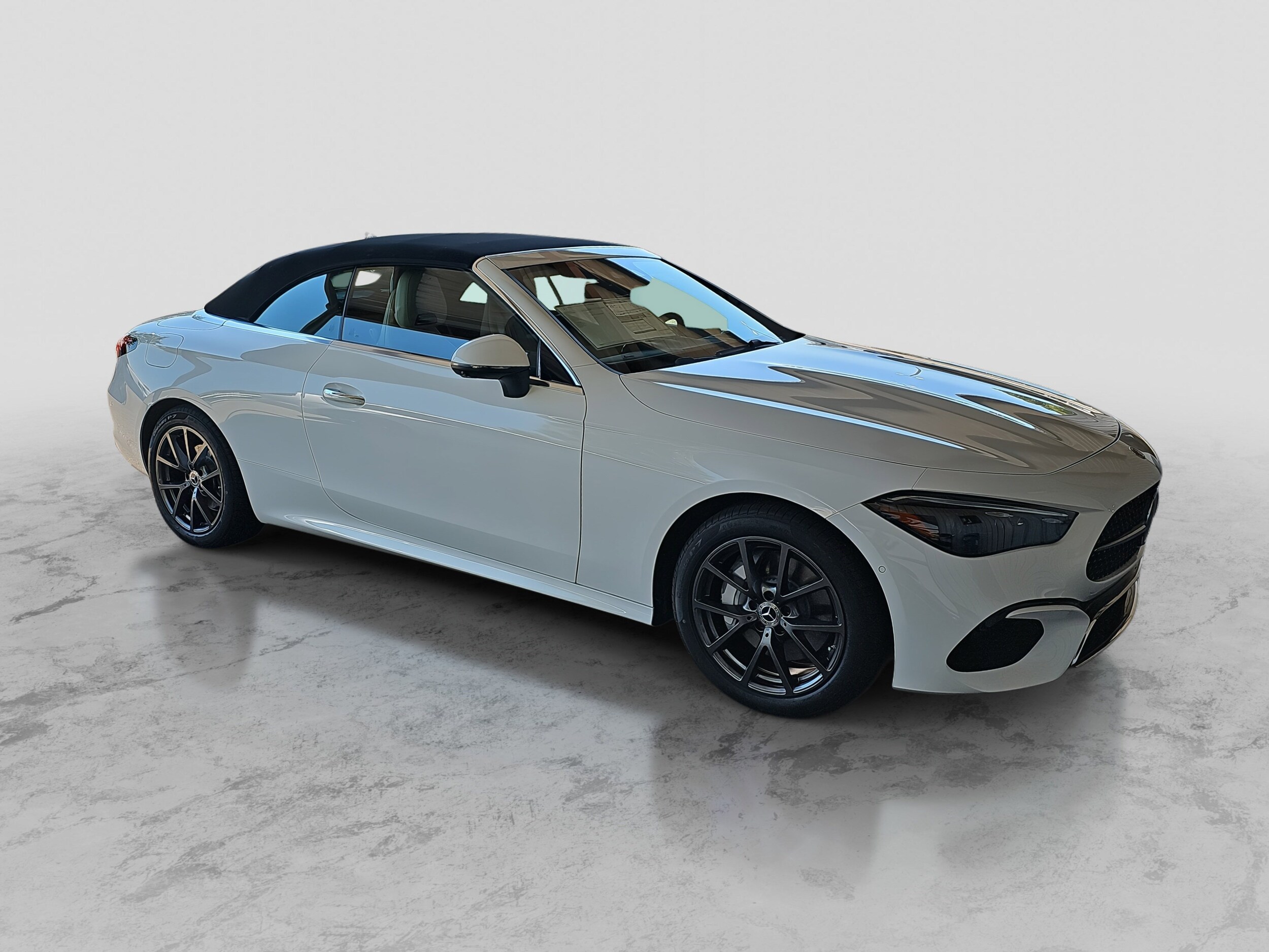 2026 Mercedes Benz CLE 300 4MATIC Cabriolet photo 2