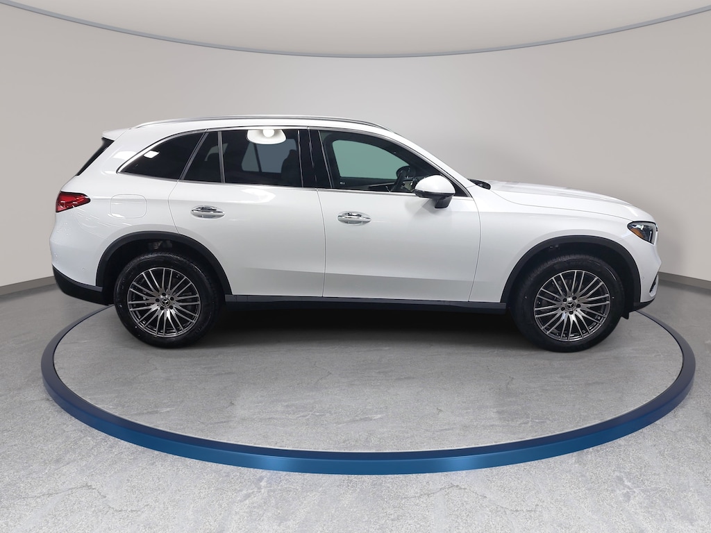 New 2026 Mercedes-Benz GLC 300 SUV