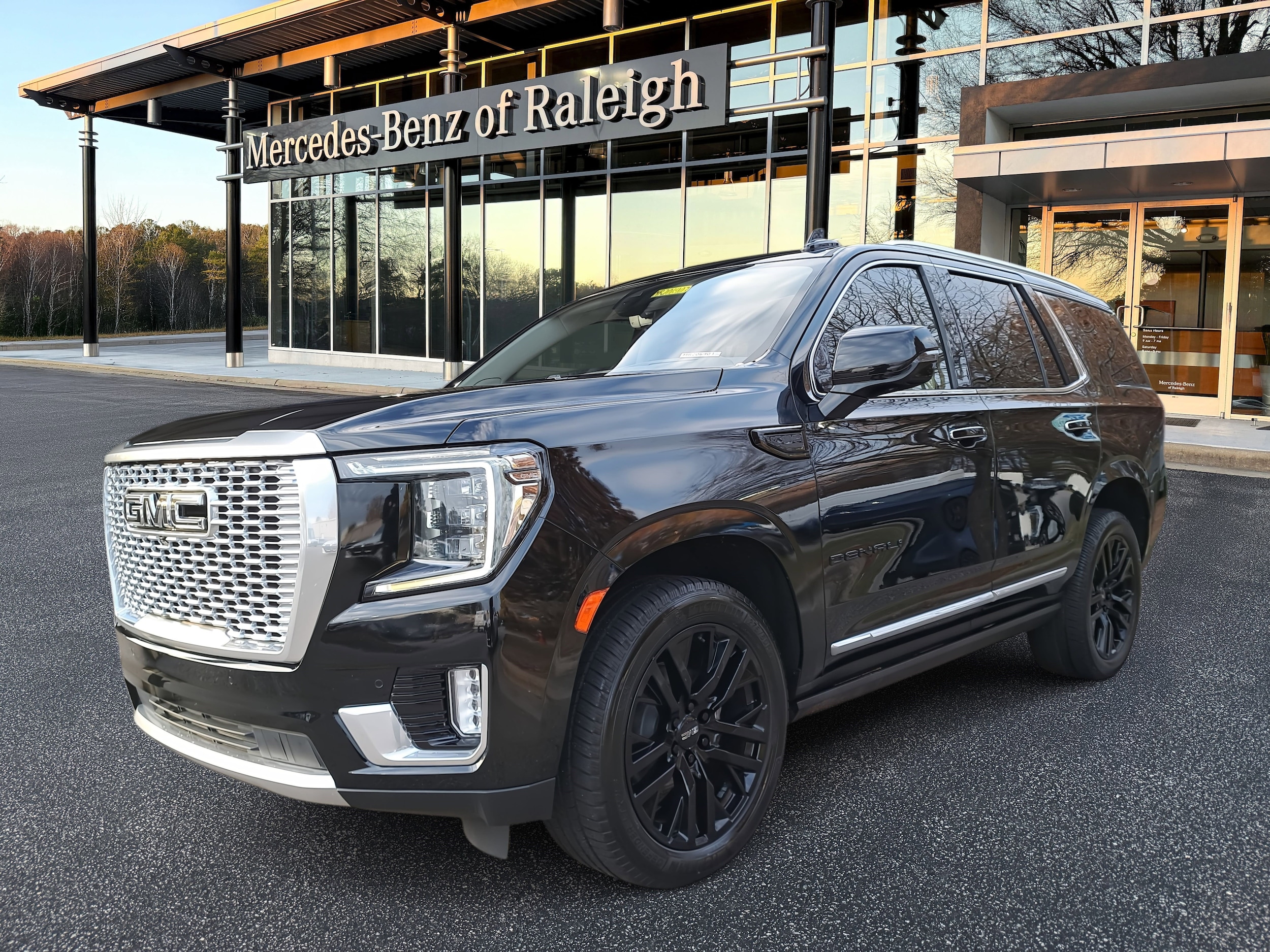 2021 GMC Yukon Denali's photo