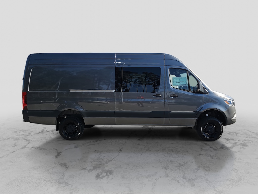 New 2025 Mercedes-Benz Sprinter 2500 High Roof 4-Cyl Diesel HO Van Crew Van