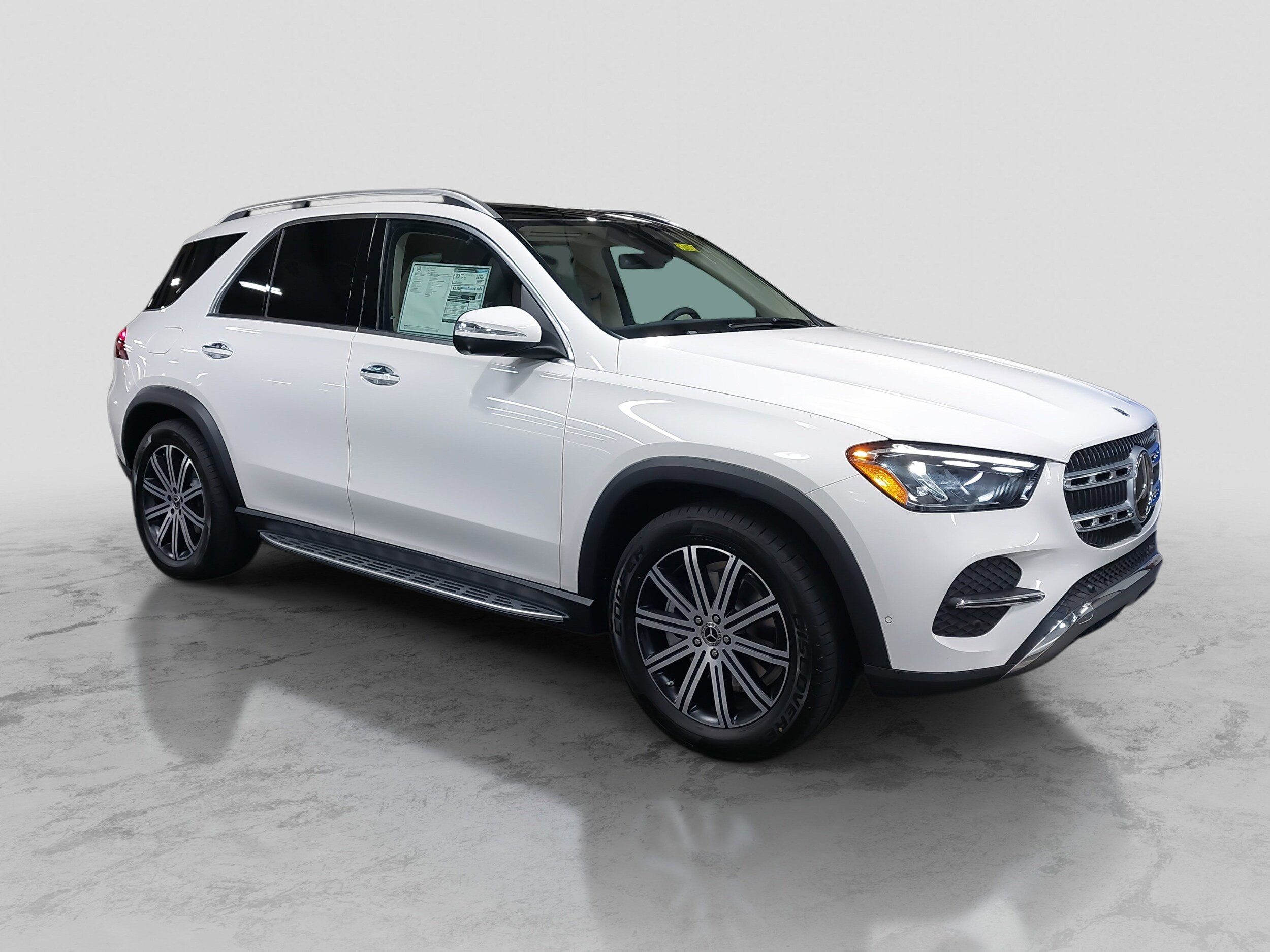2025 Mercedes Benz GLE 350 4MATIC photo 3