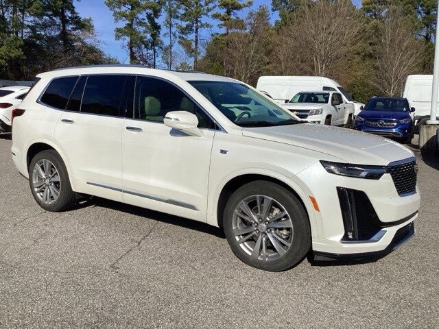 2023 Cadillac XT6 Premium Luxury photo 2