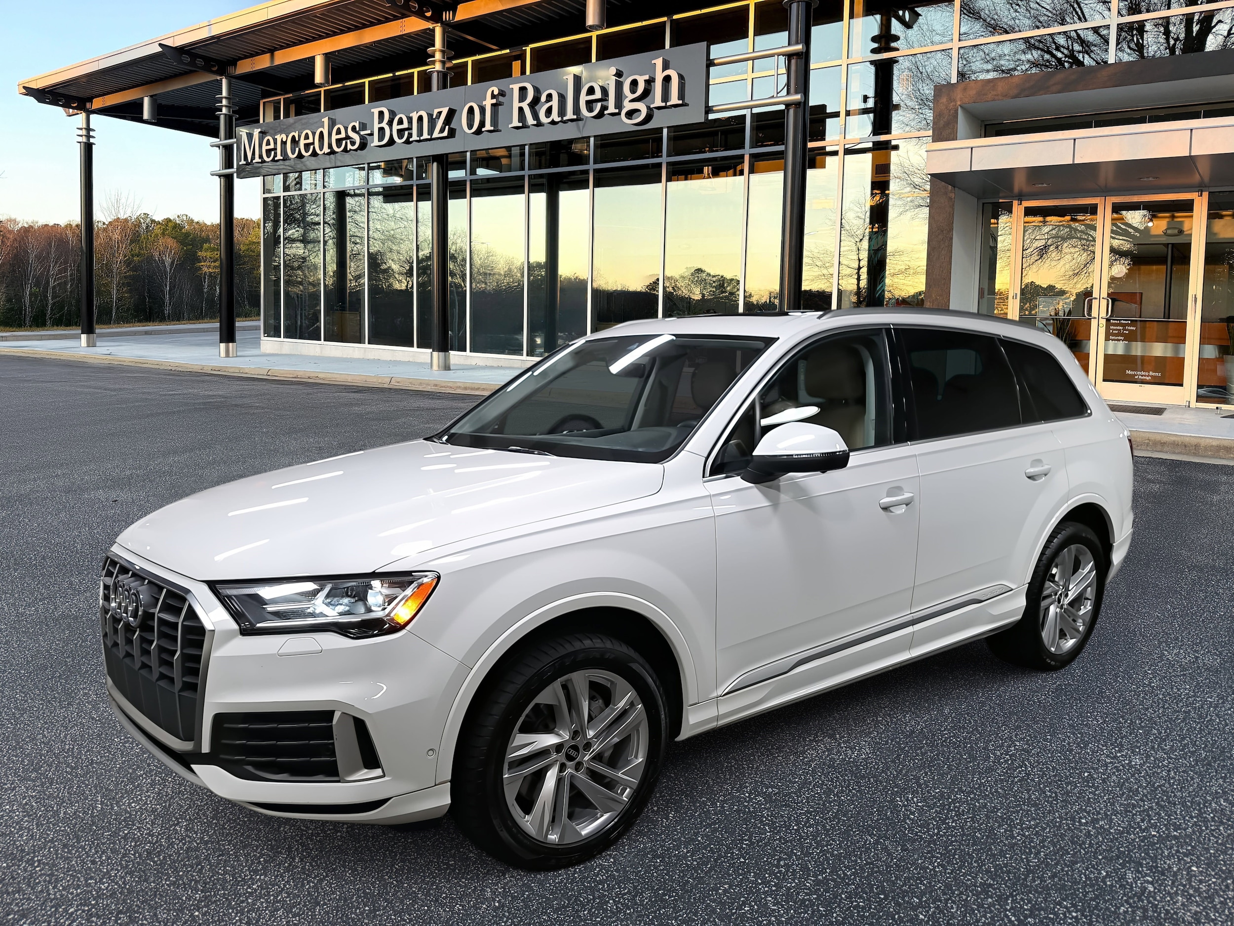 2021 Audi Q7 Premium Plus's photo