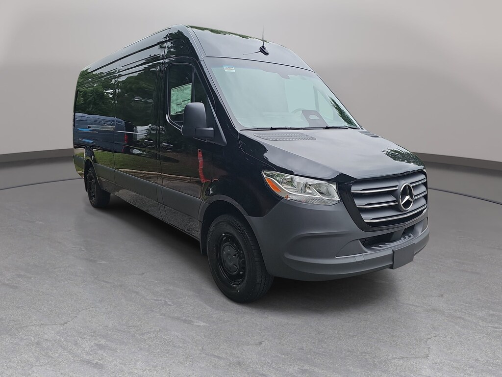 New 2026 Mercedes-Benz Sprinter 2500 High Roof 4-Cyl Diesel