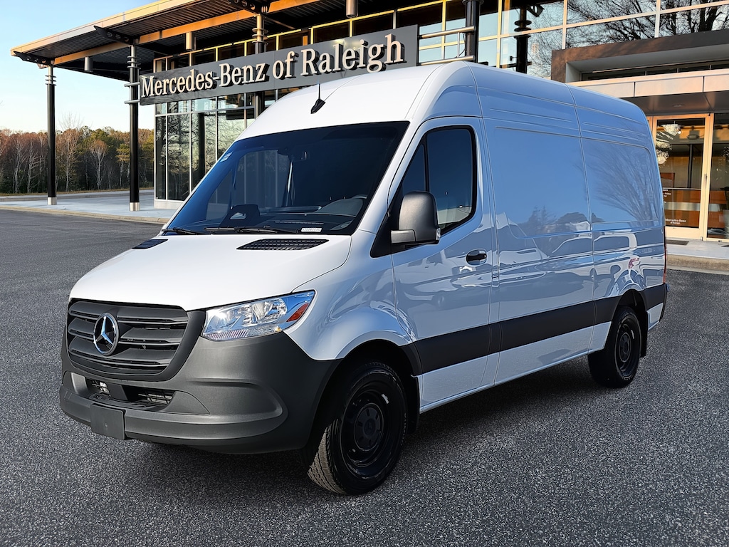 New 2025 Mercedes-Benz Sprinter 2500 Standard Roof 4-Cyl Diesel Van Cargo Van