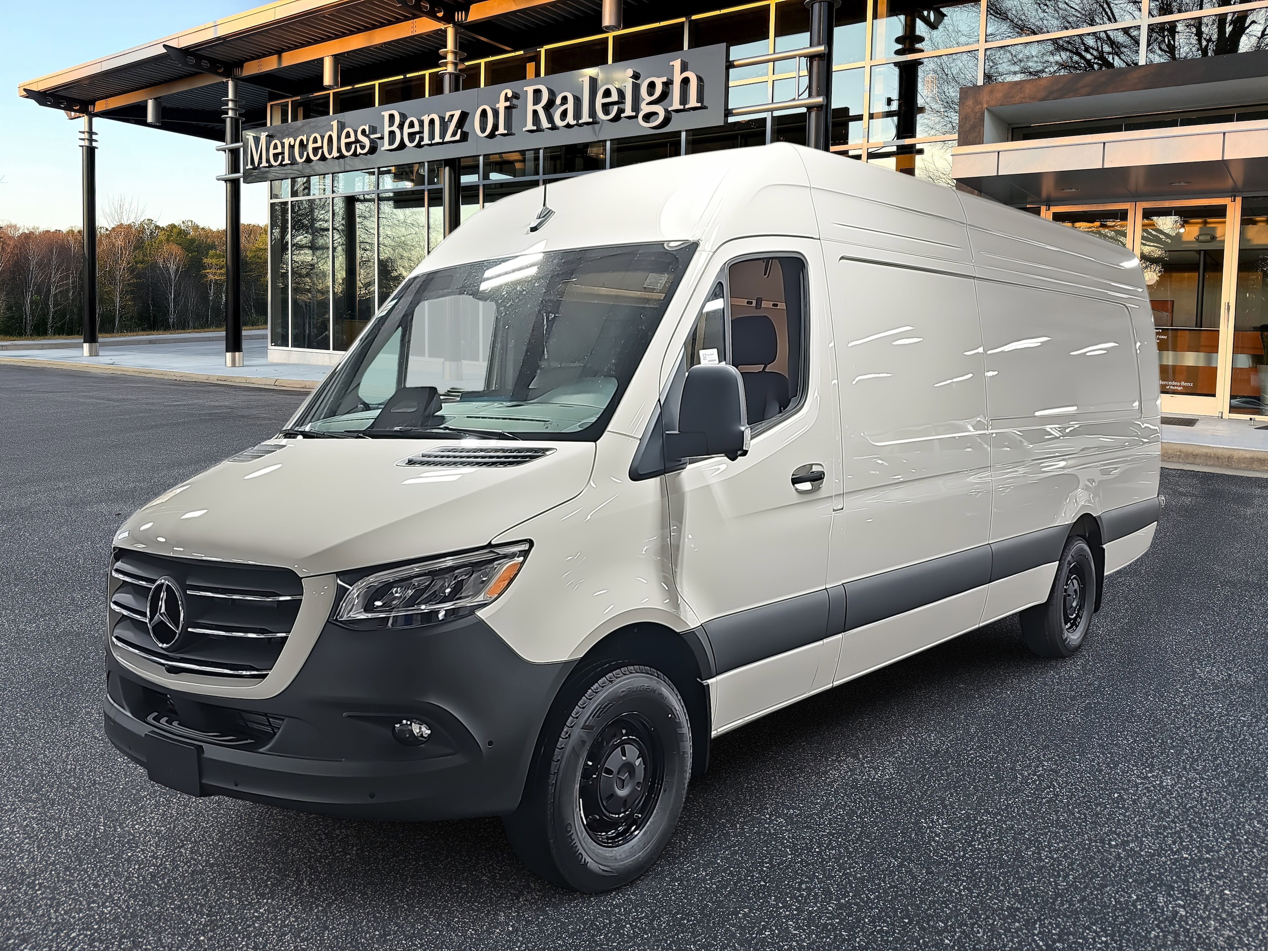 2026 Mercedes-Benz Sprinter Cargo Van Base's photo