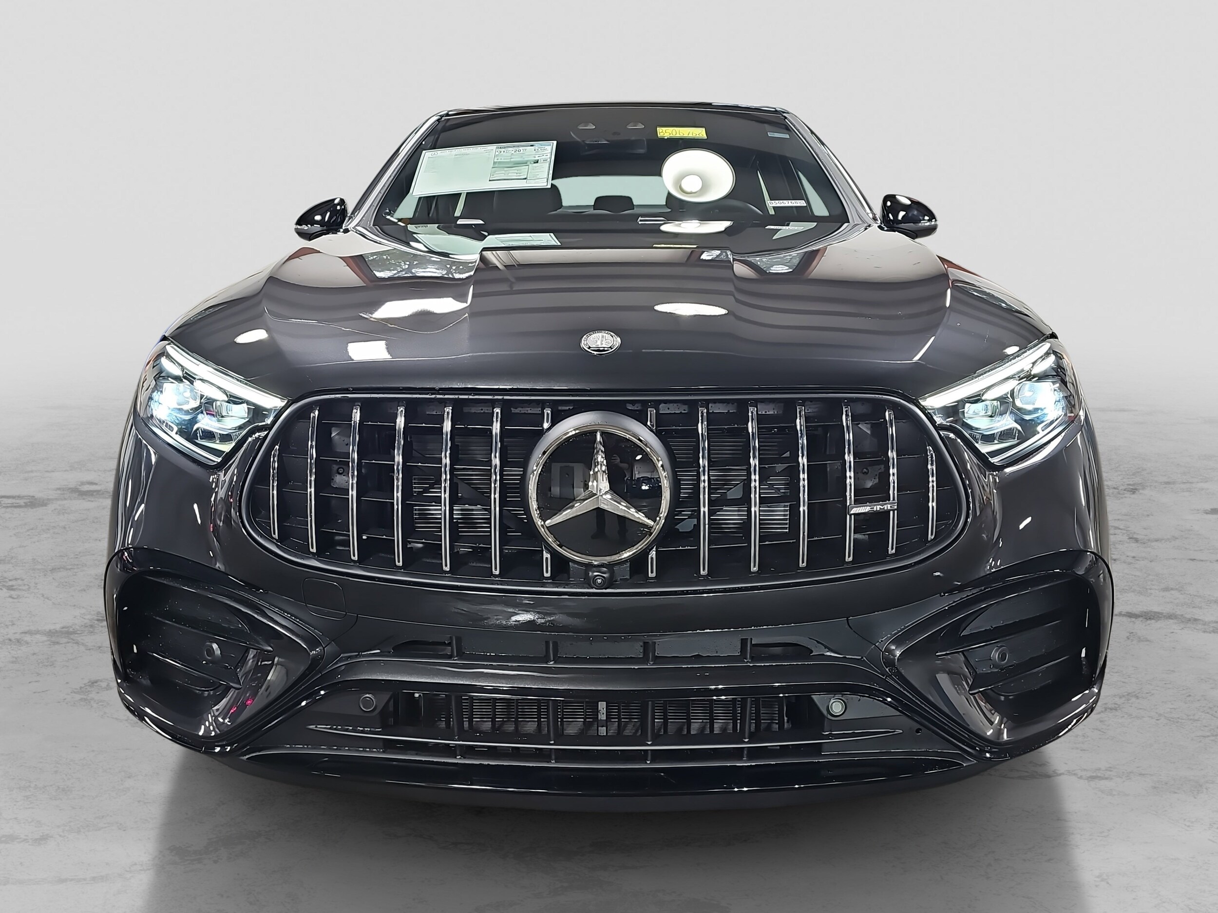 2025 Mercedes Benz GLC AMG 63 S E PERFORMANCE photo 2