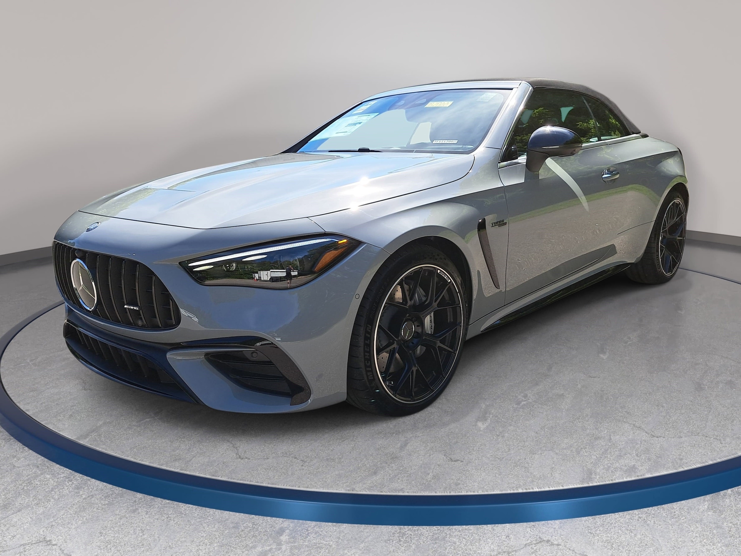 2026 Mercedes-Benz CLE AMG 53 4Matic Cabriolet's photo