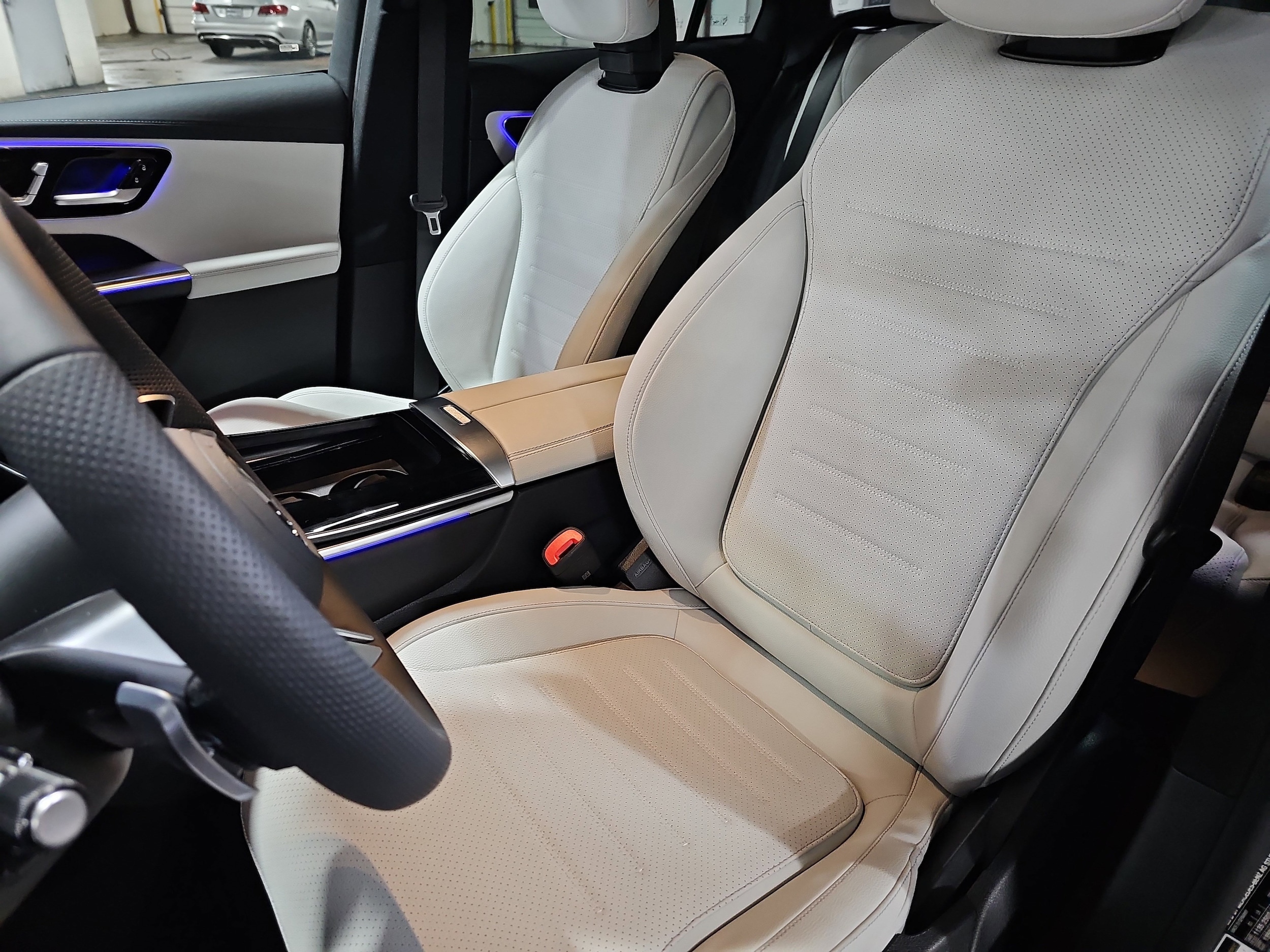 2026 Mercedes-Benz GLC Base - Photo 16