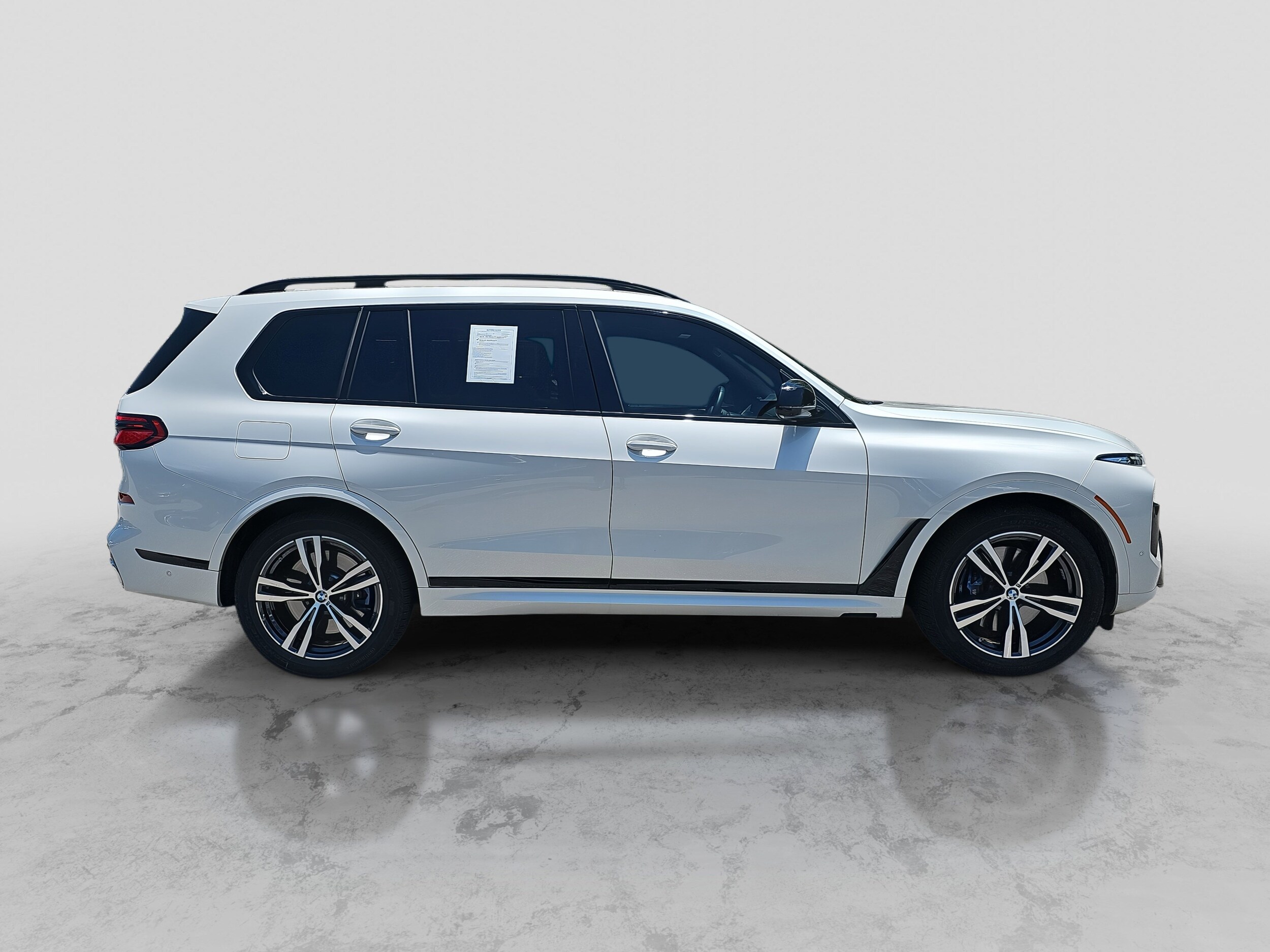 2025 Bmw X7 M60i photo 4