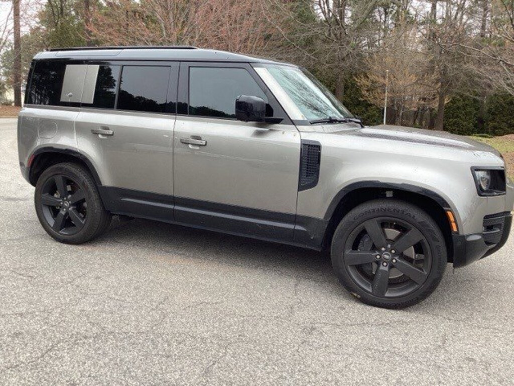 Used 2024 Land Rover Defender X-Dynamic SE 110 P400 X-Dynamic SE